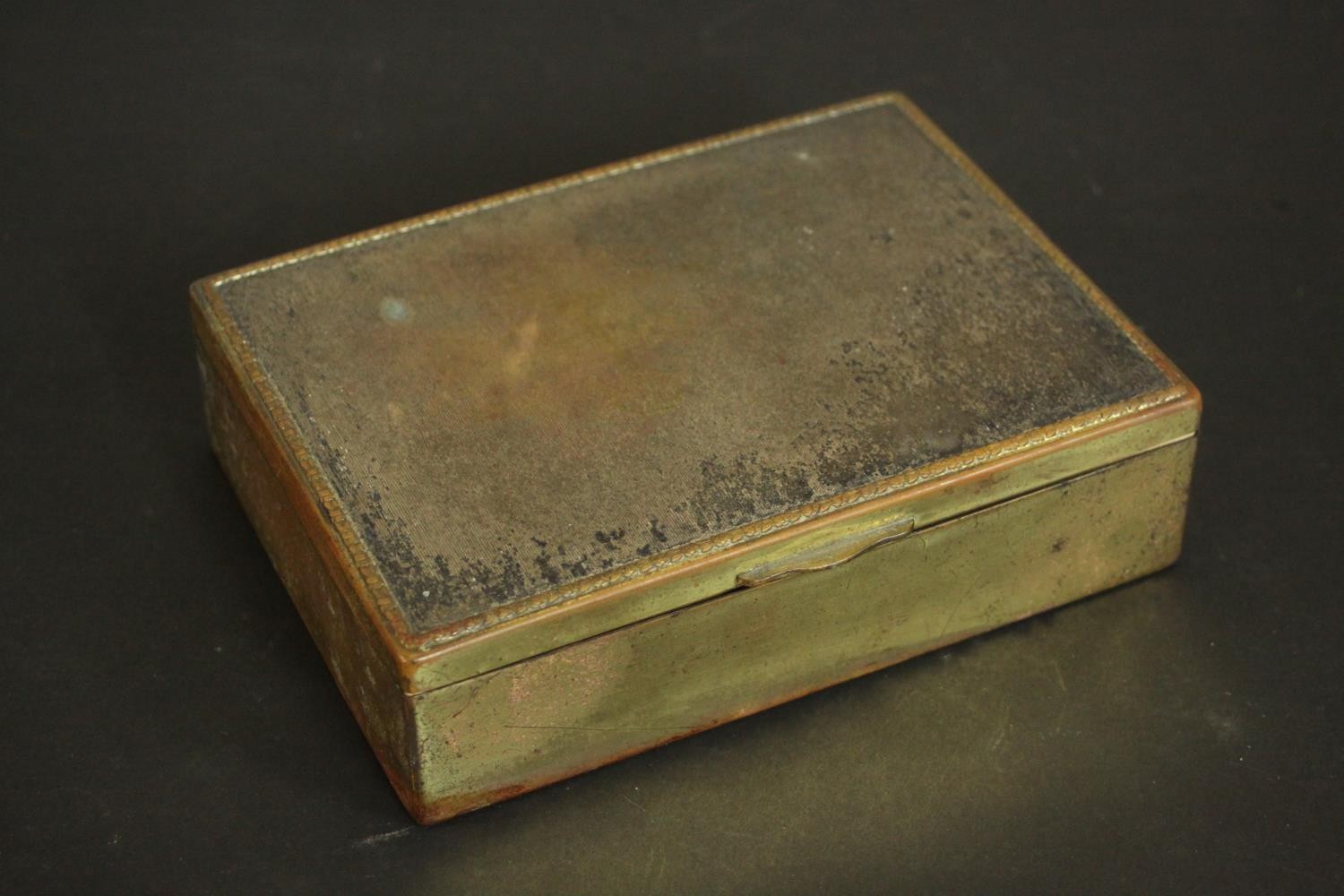 A collection of boxes, including a painted metal box, a vintage cigarette box, a large mahogany - Image 5 of 13