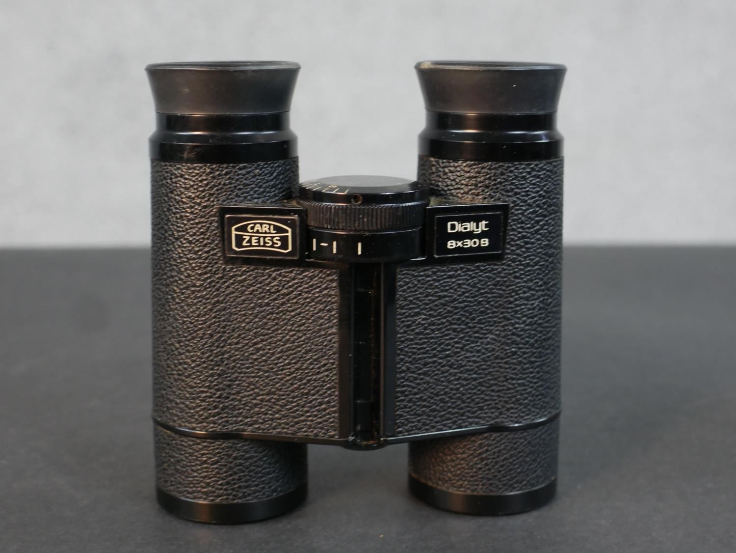 A Minolta Dynax 500ia camera along with a cased Sigma Superwide 2 lens and Carl Zeiss Dialyt 8x30 - Image 8 of 9