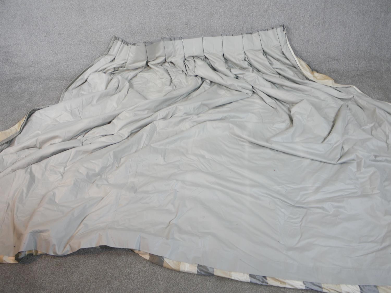 A pair of fully lined heavy striped cream, white and grey silk/cotton mix curtains, ruched and - Image 2 of 6