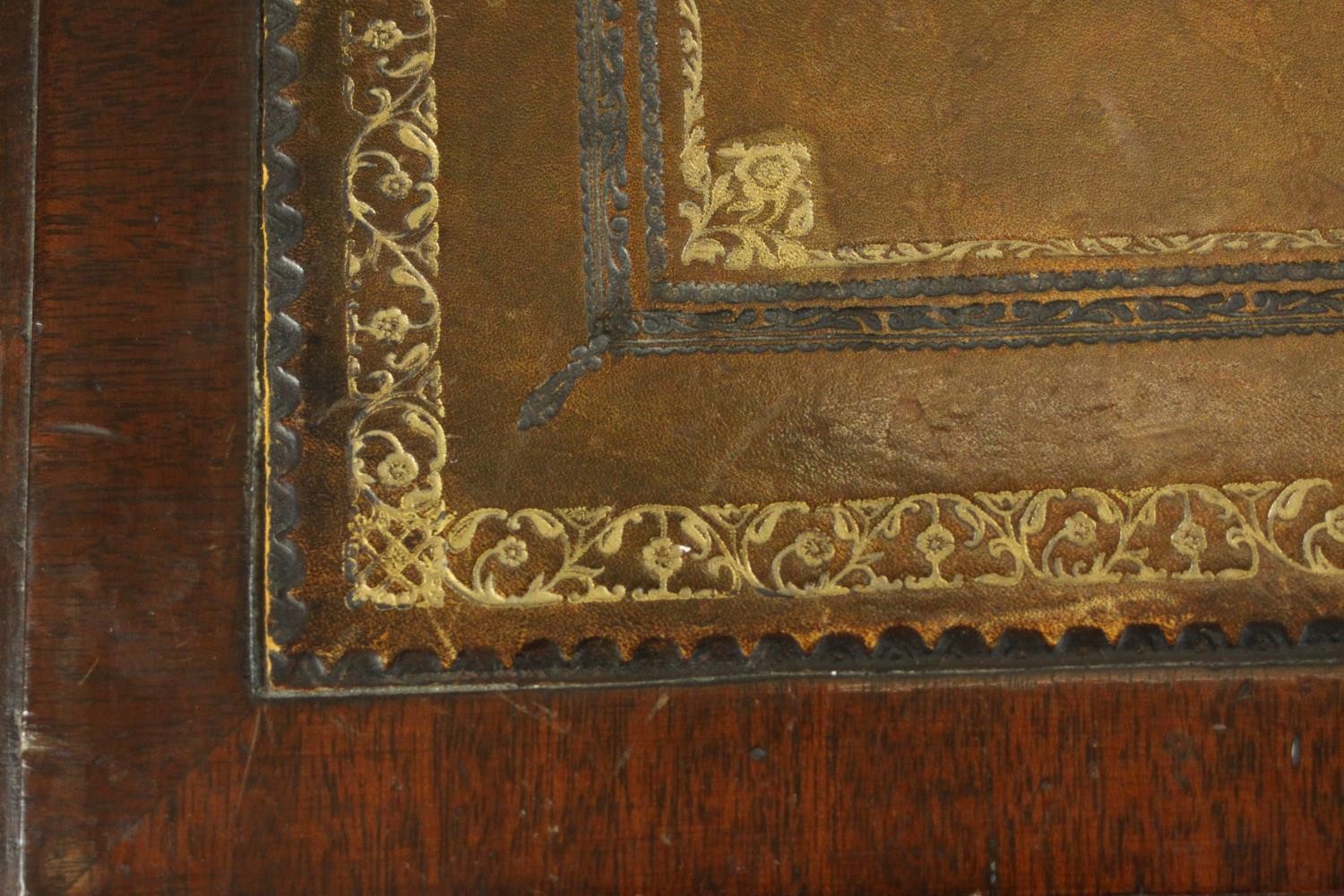 A small C.1900 mahogany pedestal desk, with a tooled green leather writing insert over an - Image 9 of 9