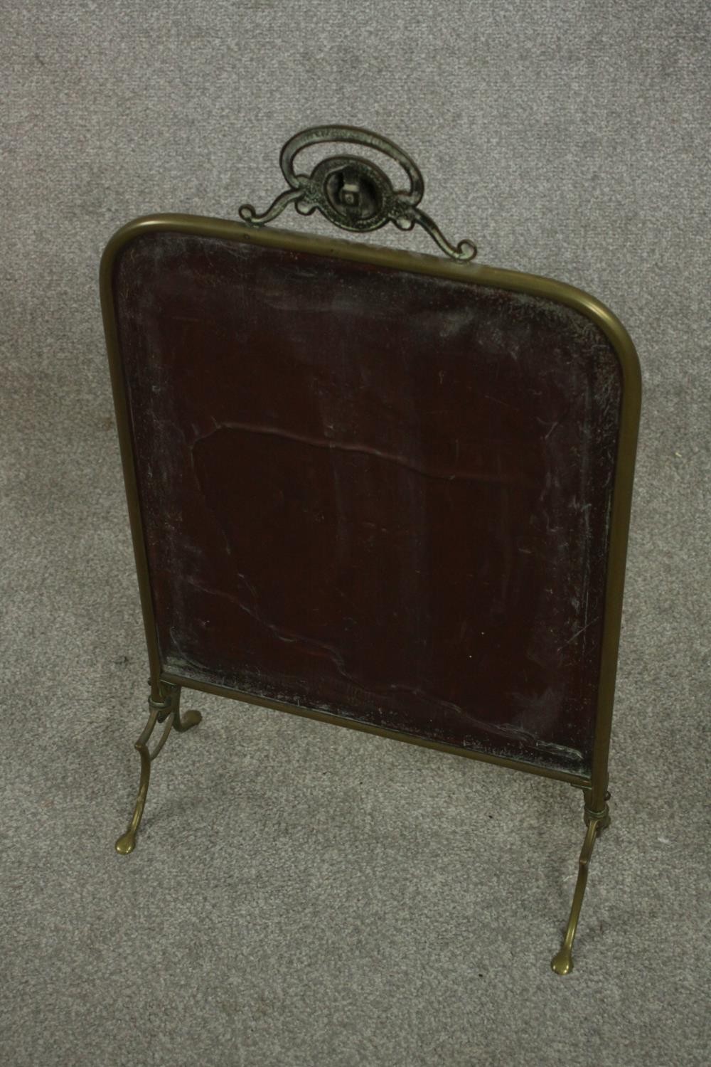 A circa 1900 brass mirrored fire screen, with engraved foliate design to the centre of the mirror - Image 5 of 5