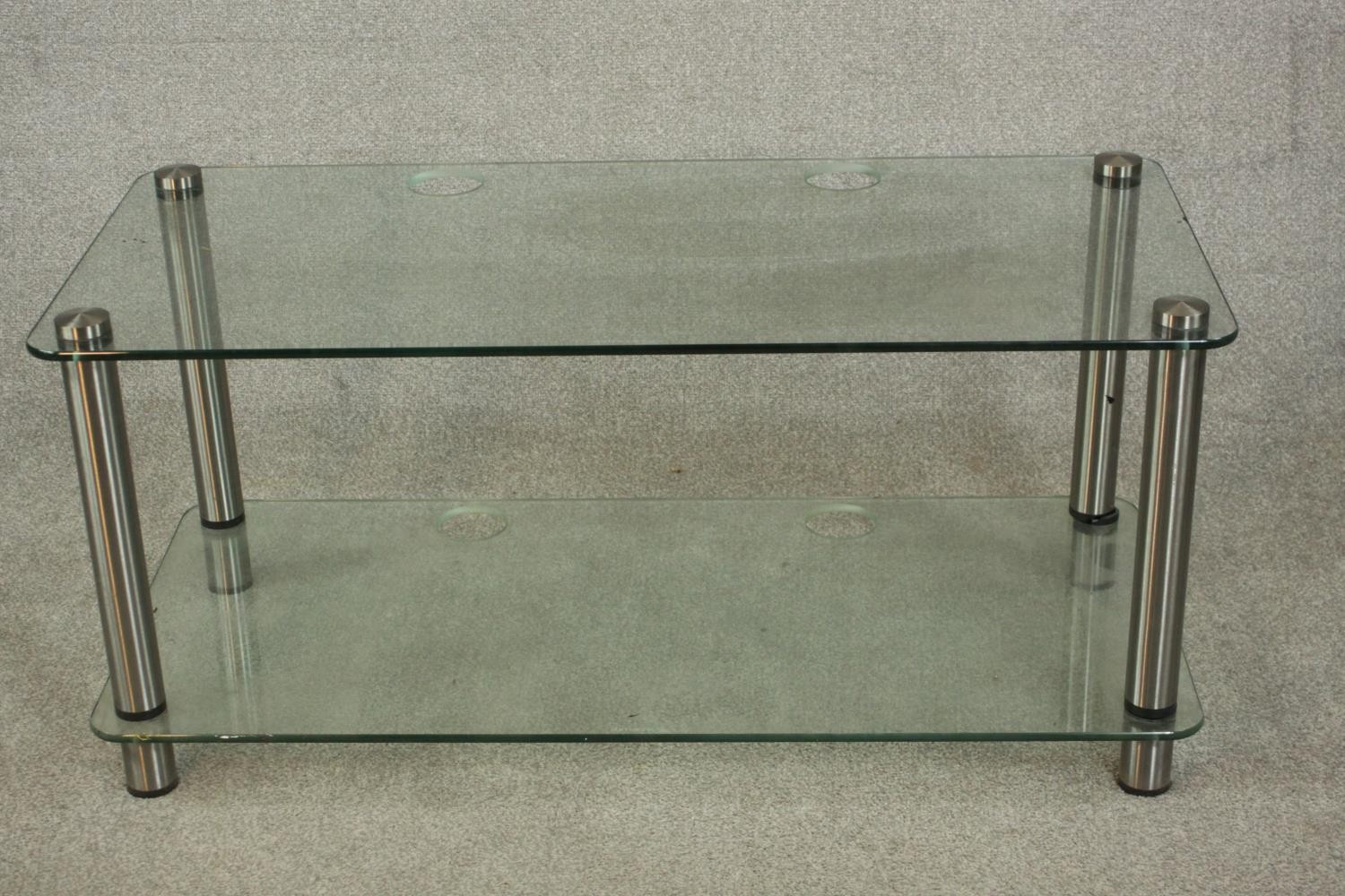 Two contemporary home entertainment stands, plate glass with rounded corners on cylindrical metal - Image 4 of 15