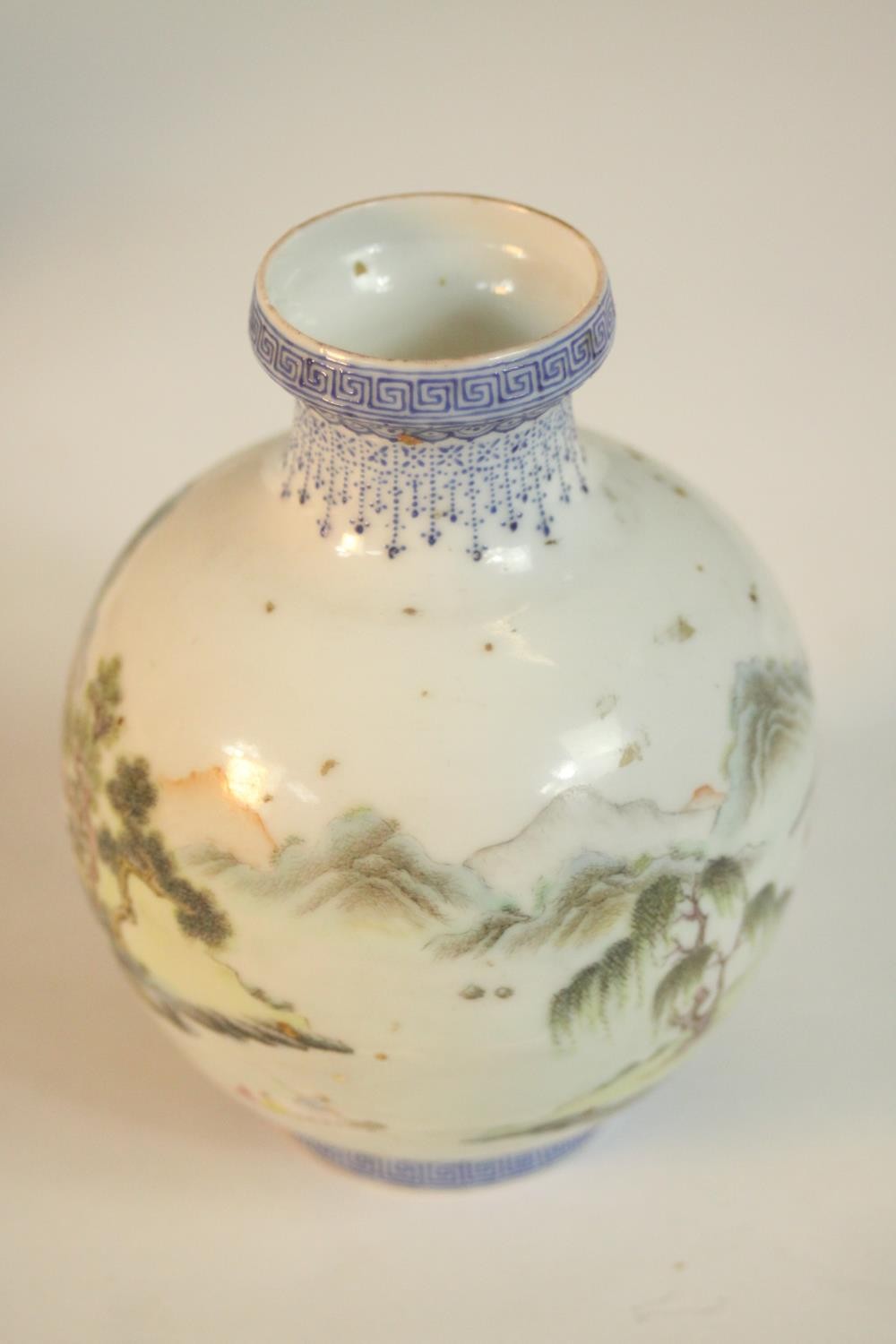 A collection of Asian ceramics and porcelain, including a sang de beuf glaze brush pot, two - Image 7 of 11