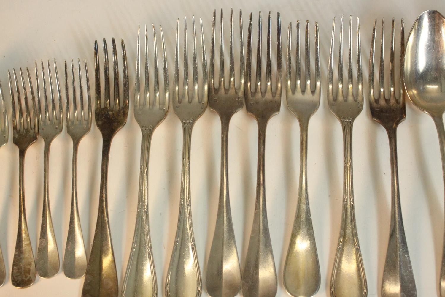 A collection of twenty one pieces of Christofle silver plated cutlery, impressed makers mark. - Image 4 of 12