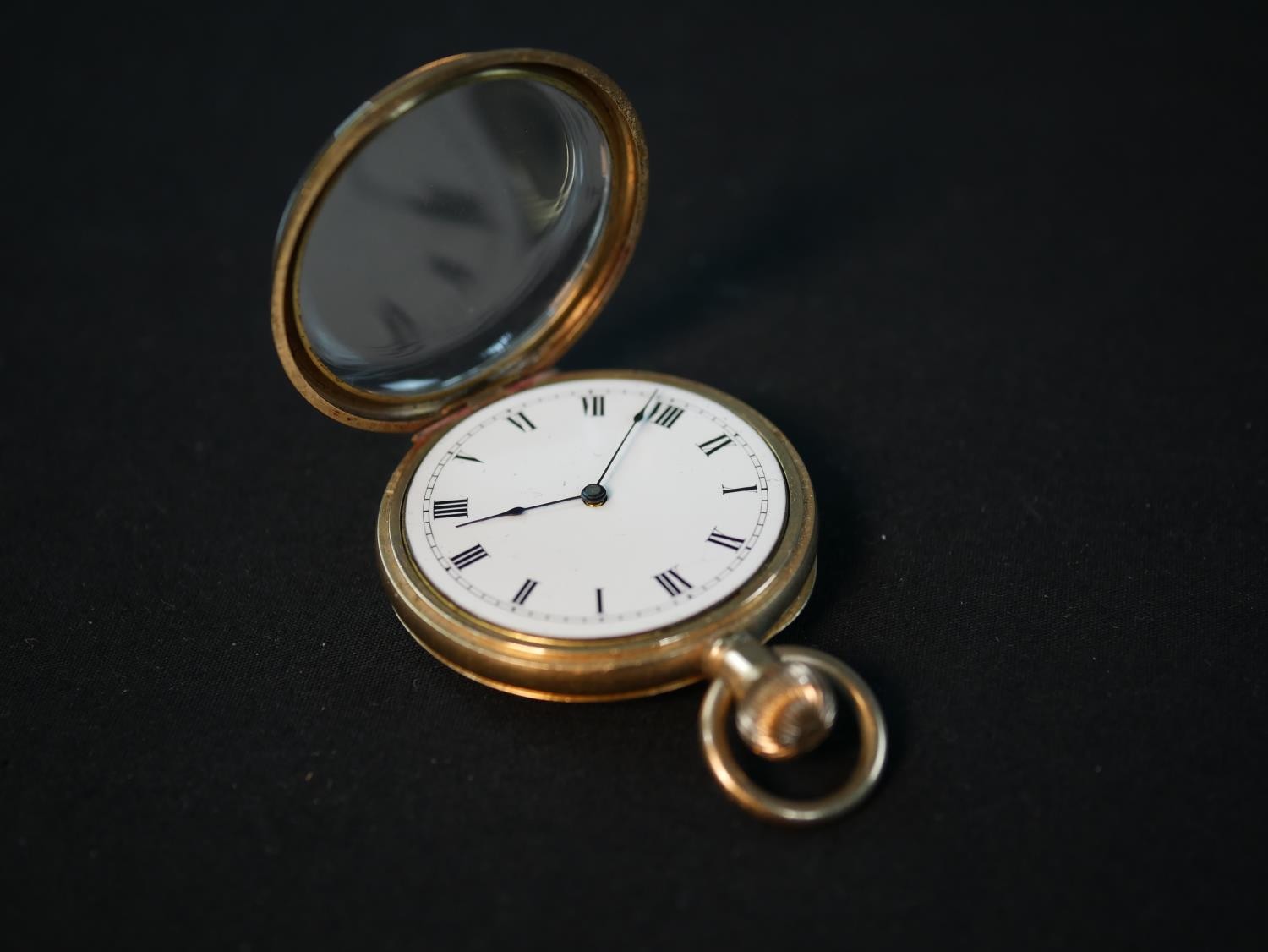 A 14 carat gold American Waltham gentleman's pocket watch with white enamel dial and black roman - Image 3 of 10