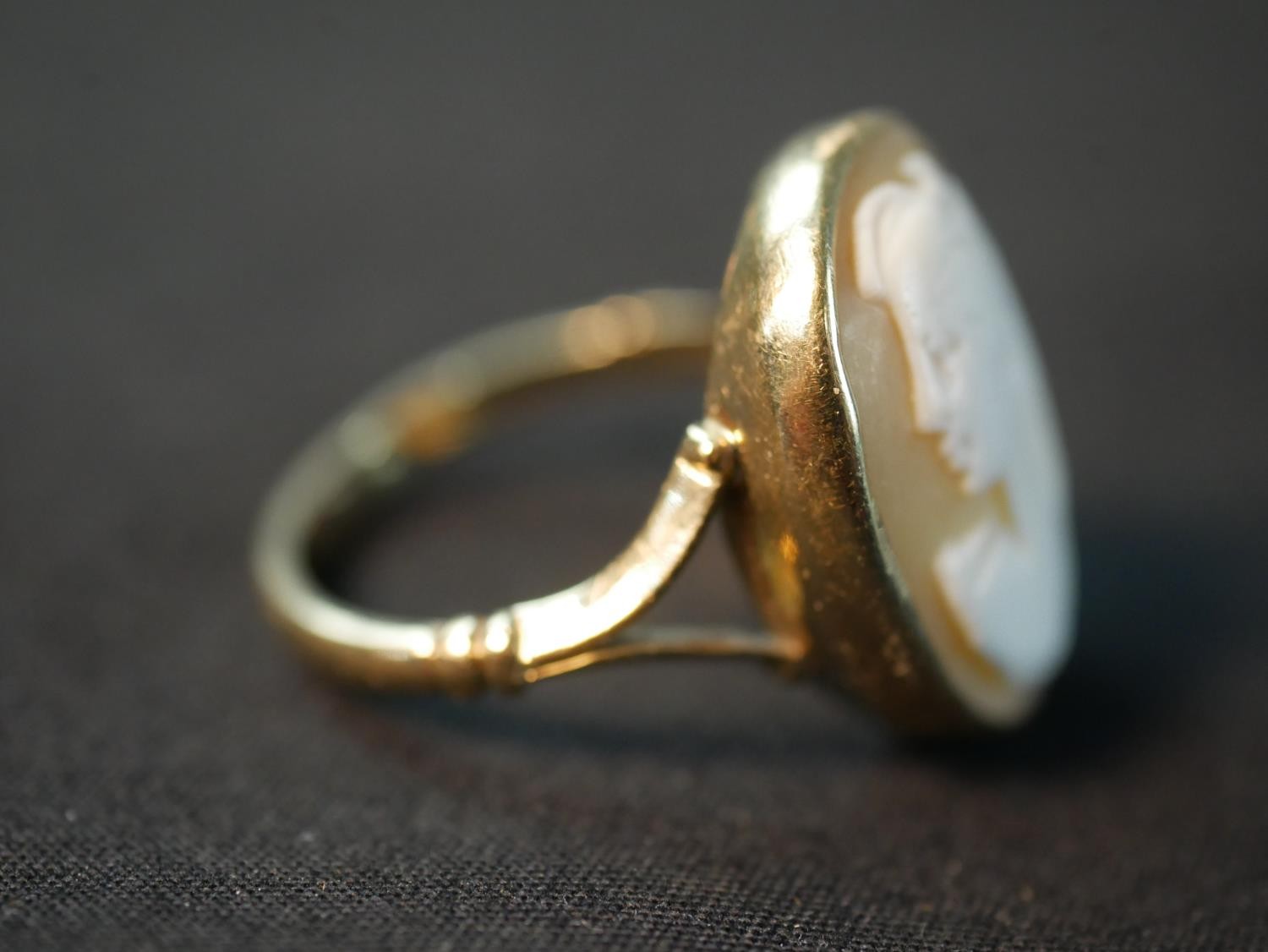 Two 9ct gold carved shell cameo dress rings, each of a classical female side portrait. One with a - Image 8 of 11