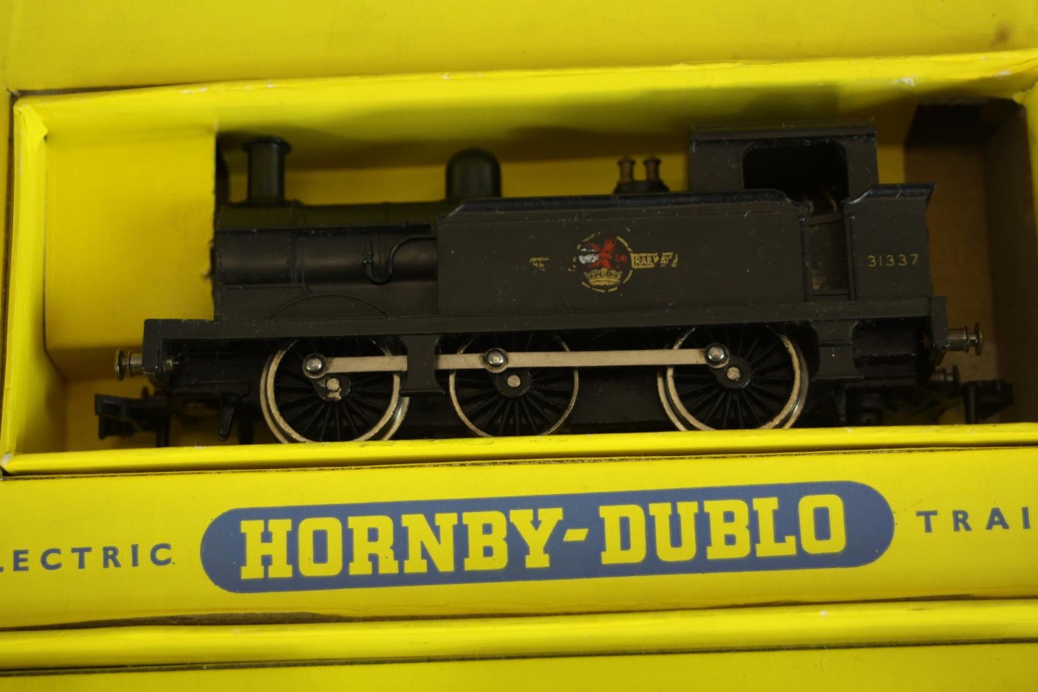 A boxed Hornby Dublo 2-rail electric train set, Set 2008 0-6-0 Tank Goods Train. Made in the UK by - Image 6 of 12