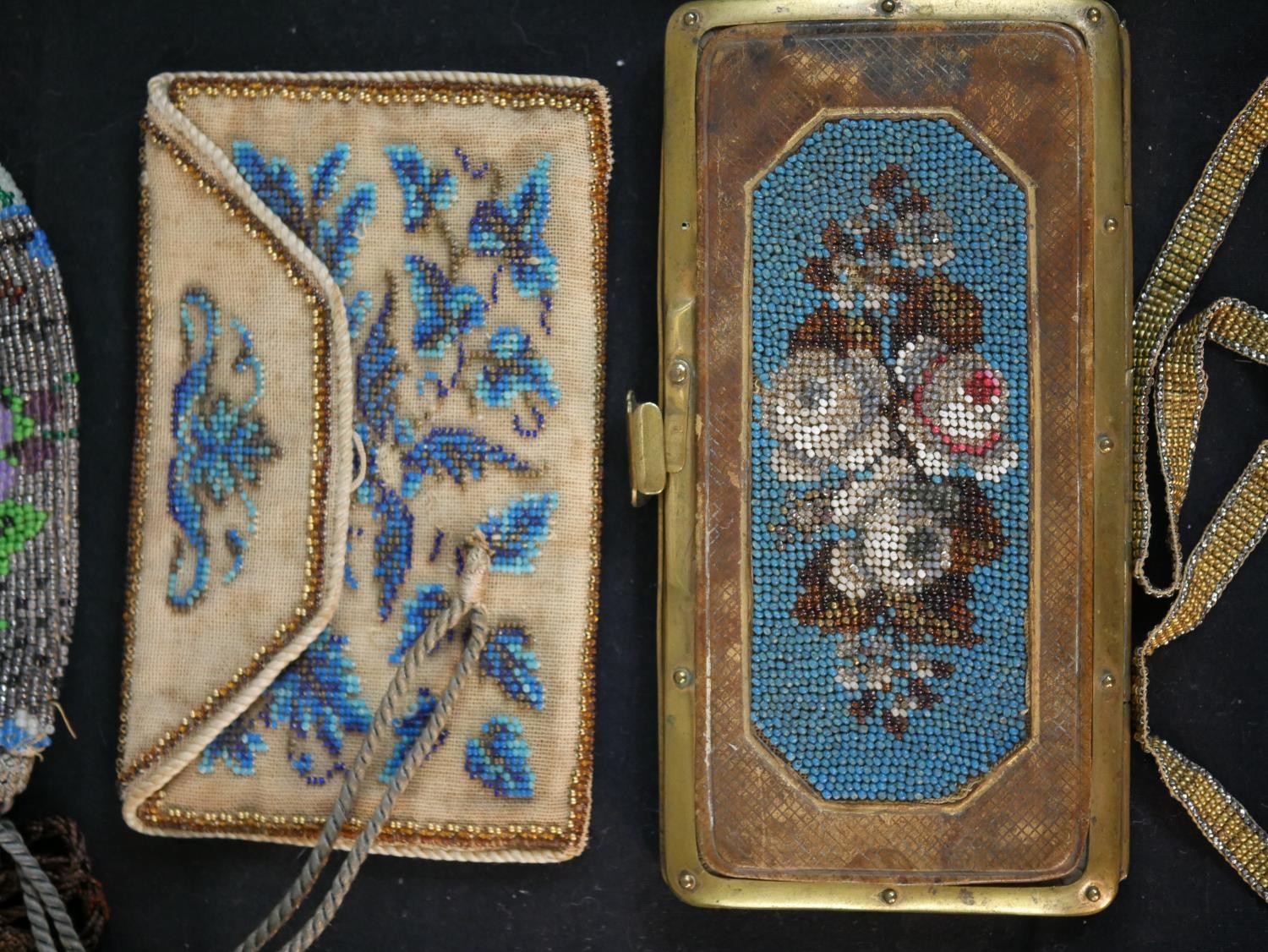 A collection of twelve antique hand beaded and embroidered bags each with a different design and - Image 9 of 9
