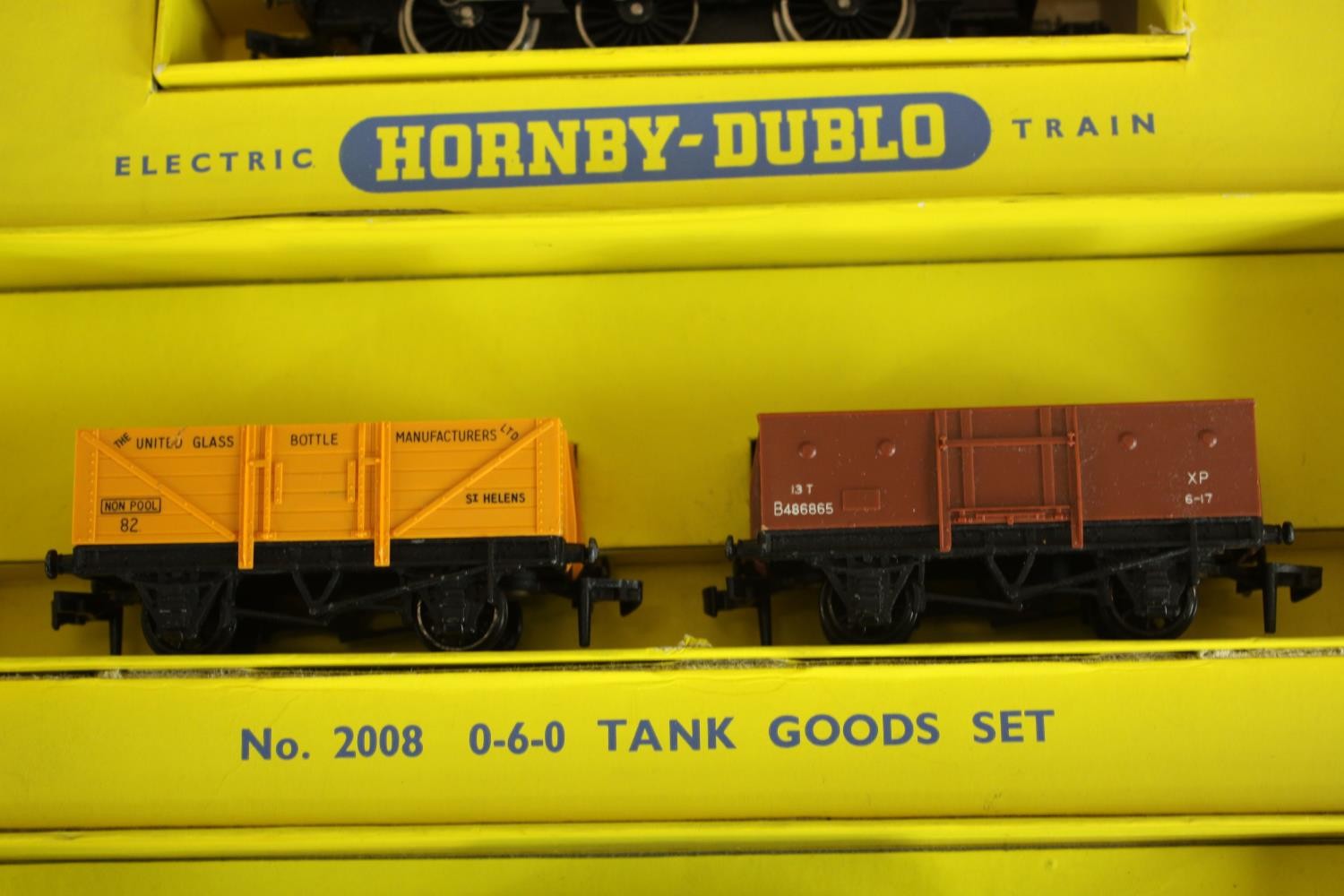 A boxed Hornby Dublo 2-rail electric train set, Set 2008 0-6-0 Tank Goods Train. Made in the UK by - Image 7 of 12