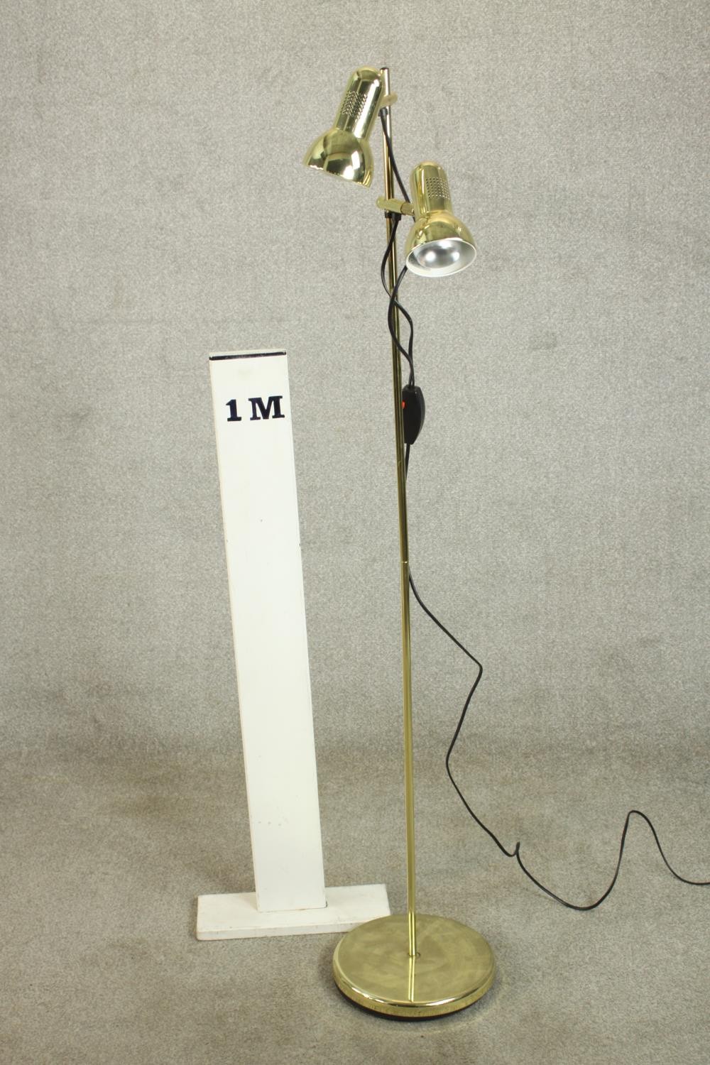 A polished brass adjustable twin spotlight floor standing lamp. H.144 Dia.27cm. - Image 2 of 5