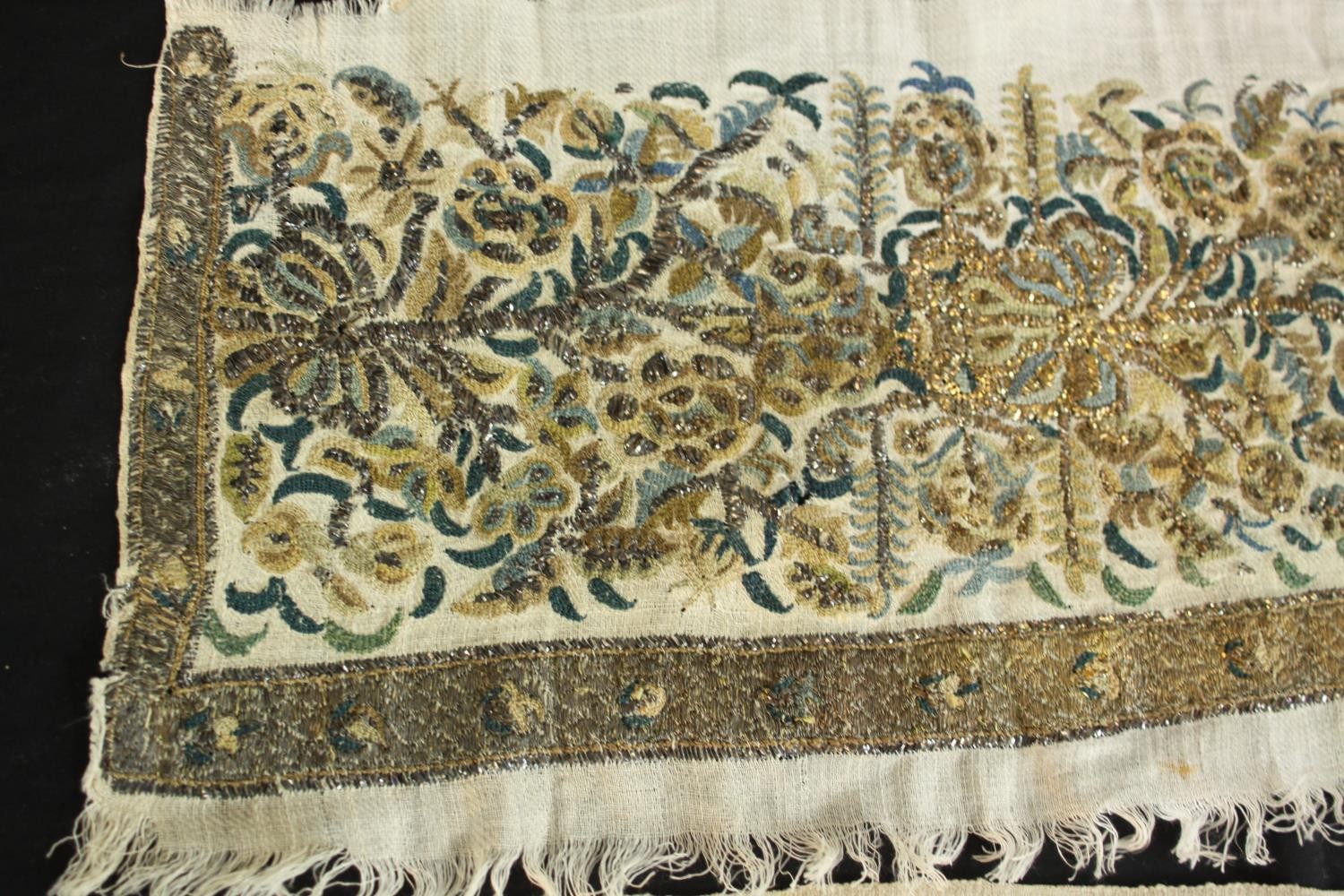 Two Ottoman period Turkish linen towels embroidered with floral motifs with silk and metal thread - Image 4 of 5