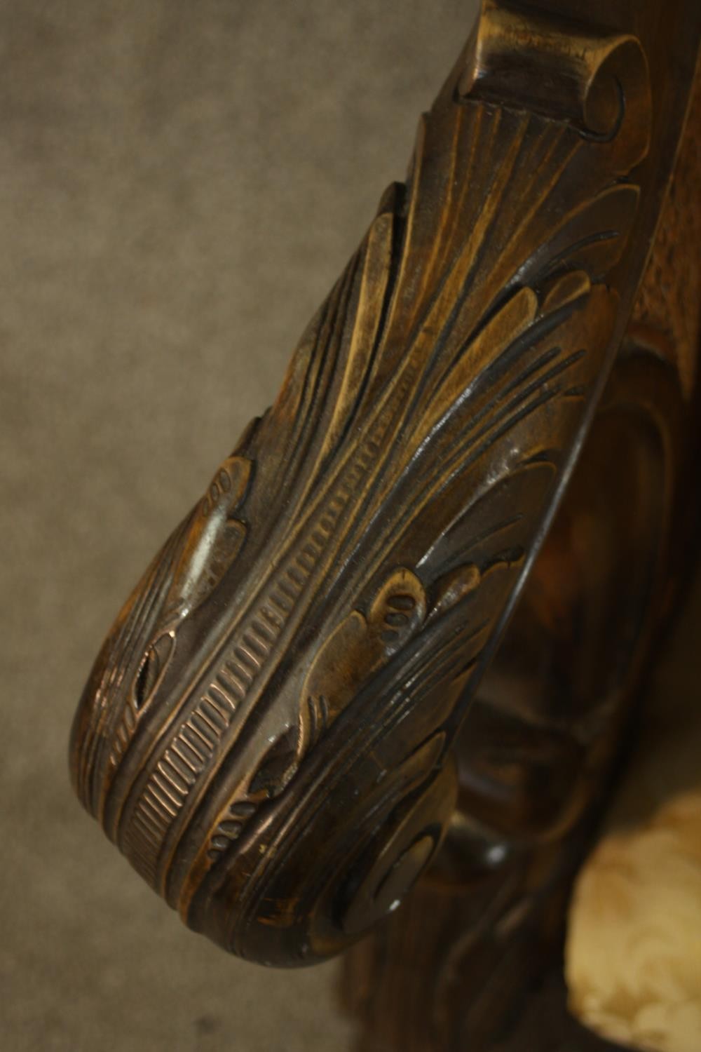 A pair of early 20th century Continental carved walnut bergere armchairs, upholstered in gold - Image 19 of 30