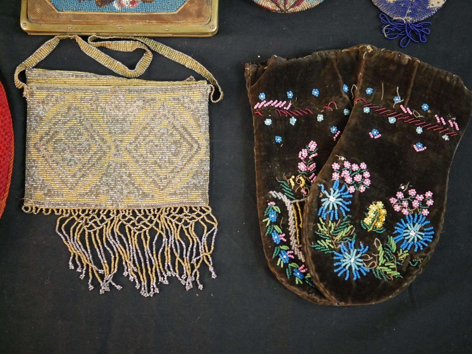 A collection of twelve antique hand beaded and embroidered bags each with a different design and - Image 7 of 9