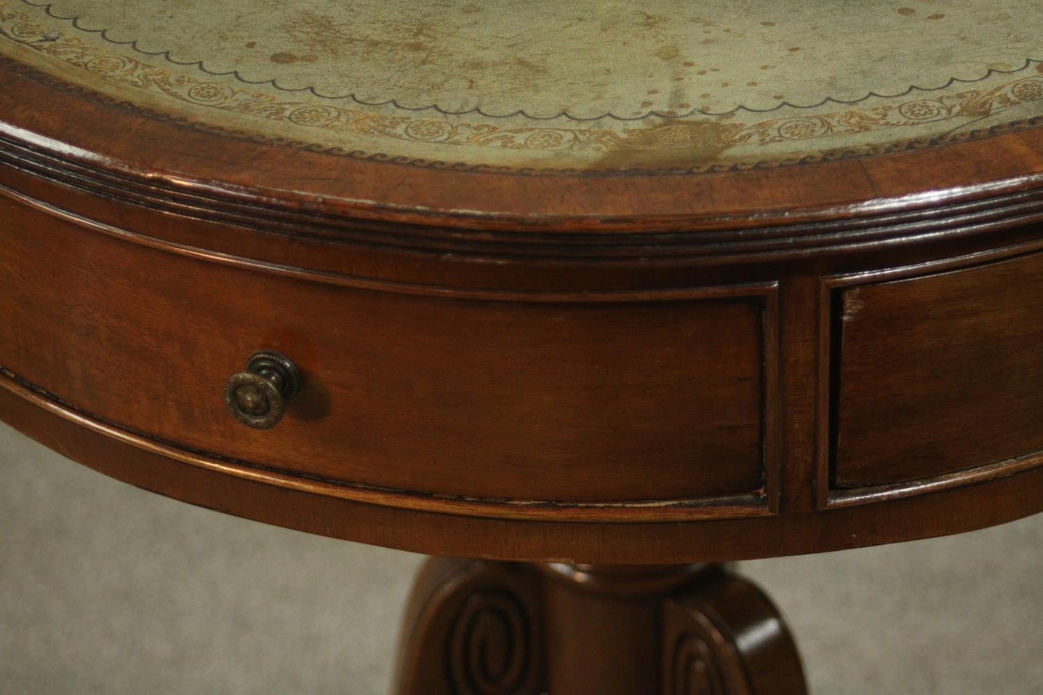 A reproduction George III style mahogany drum table with a tooled green leather insert over - Image 6 of 8