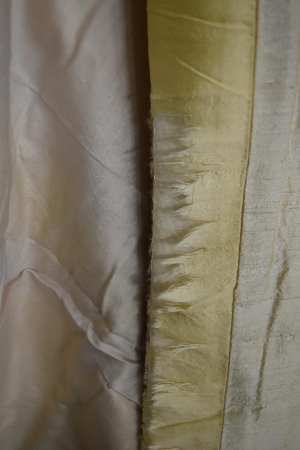 A pair of yellow silk interlined pinch pleated curtains. H.328 W.105cm - Image 10 of 10