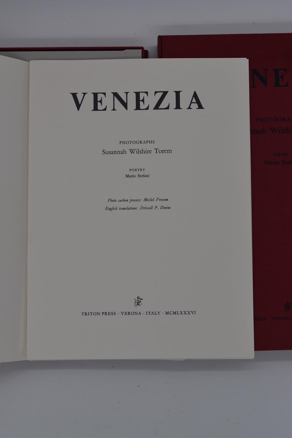 Susannah Wilshire Torem, Venezia, a photograph book together with poems by Mario Stefani, - Image 2 of 5