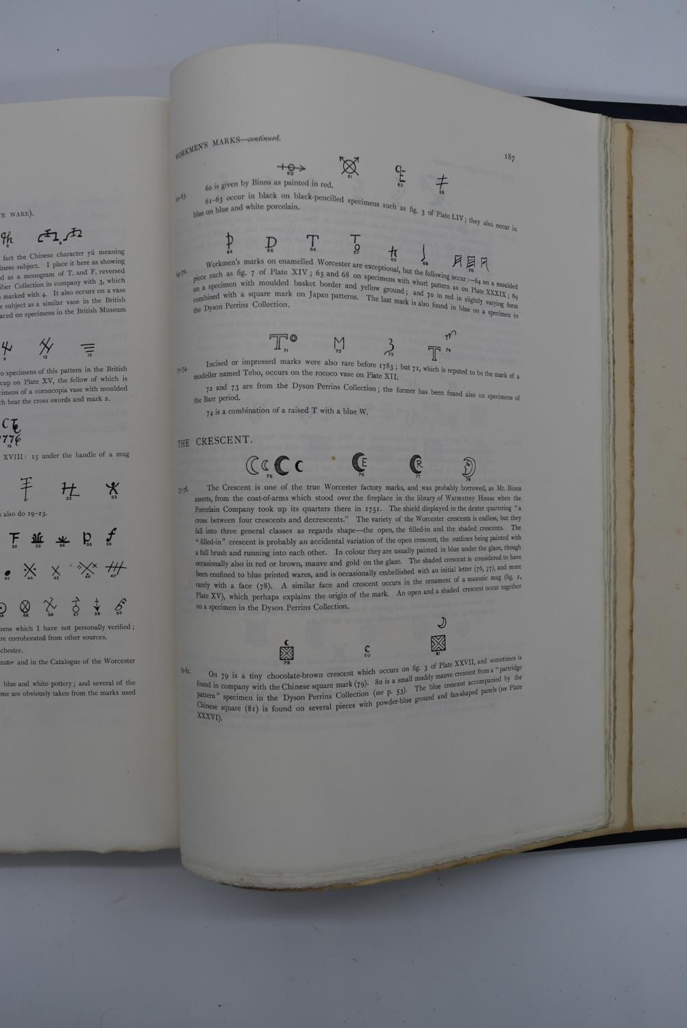 R. L. Hobson, Worcester Porcelain, blue cloth bound hardback volume with gilt lettering, published - Image 14 of 16