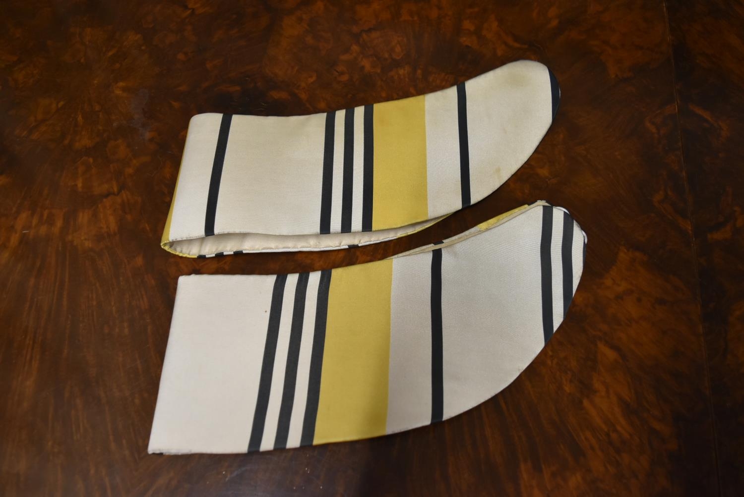 A pair of striped yellow, black and white lined curtains with tiebacks, weighted. H.340 W.92cm - Image 4 of 6