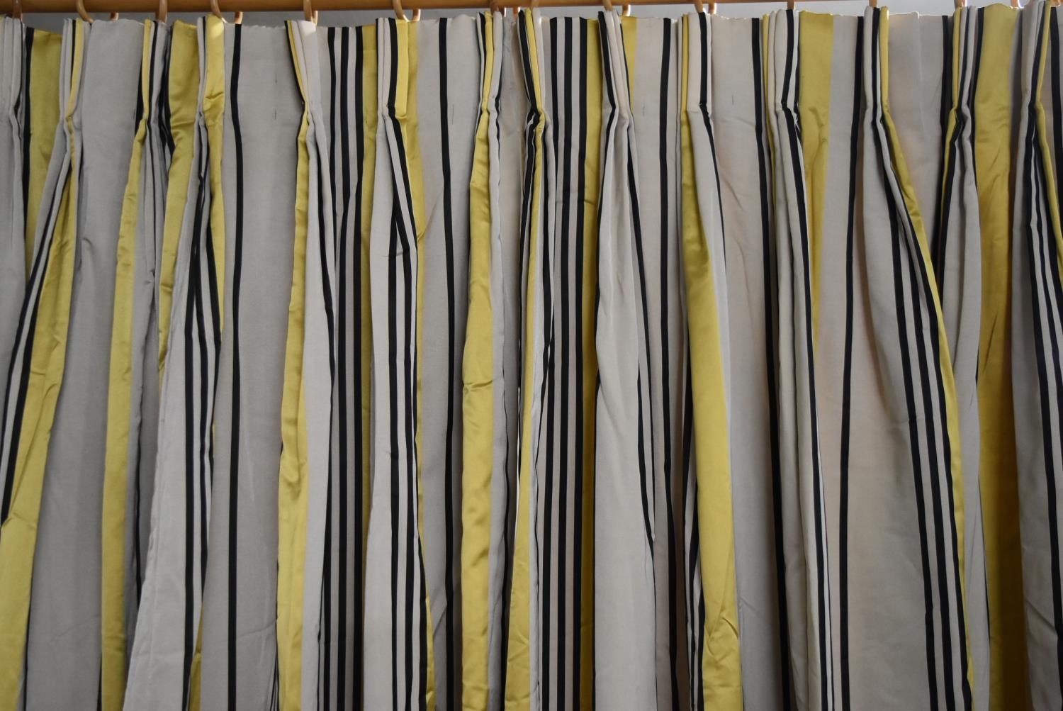 A pair of striped yellow, black and white lined curtains with tiebacks, weighted. H.340 W.92cm - Image 2 of 6