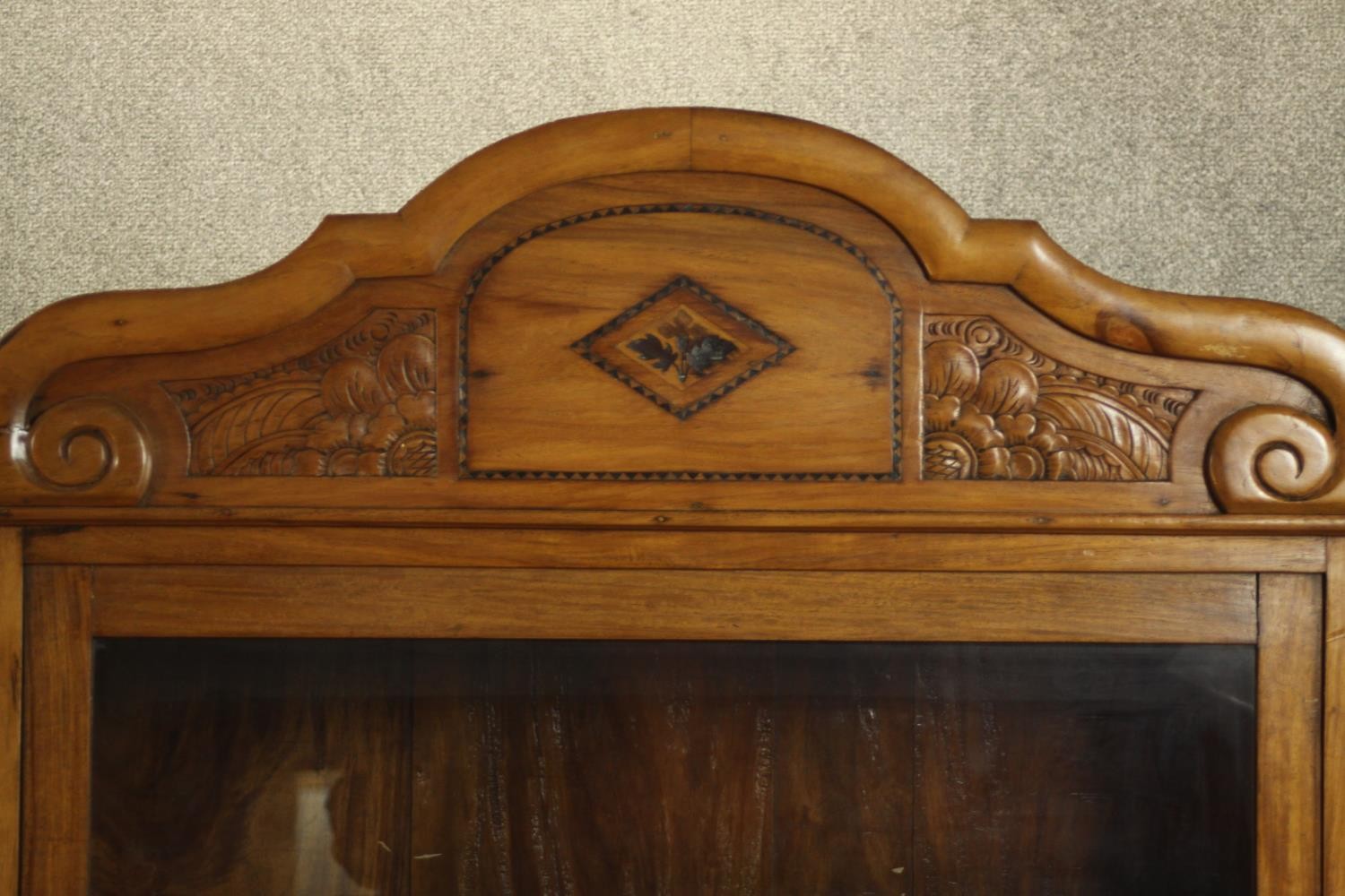 An early 20th century far Eastern hardwood, possibly Narra wood (amboyna) sectional stacking - Image 4 of 9