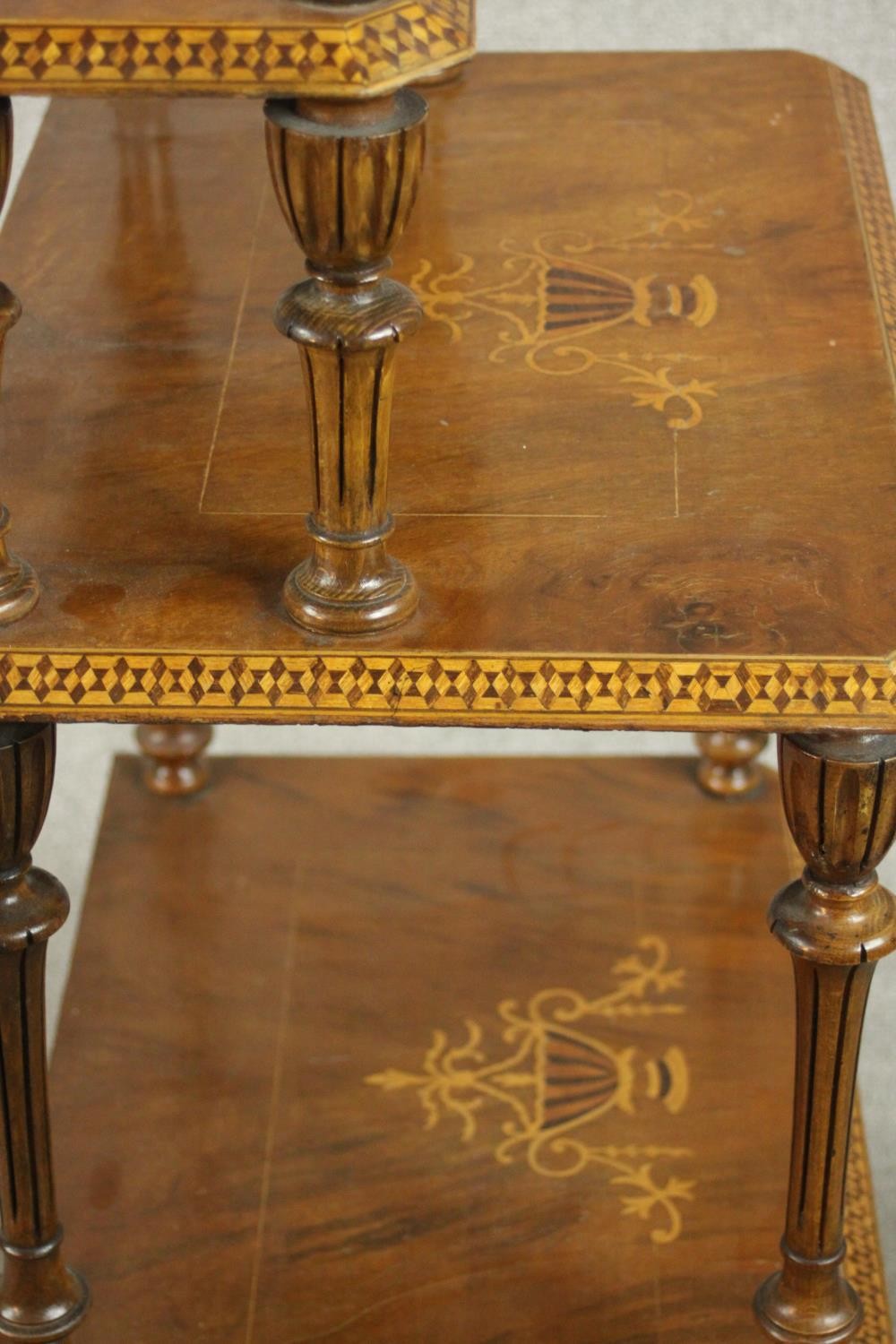 An Edwardian marquetry inlaid walnut whatnot of four tiers on turned and fluted supports. H.116 W.54 - Image 8 of 8