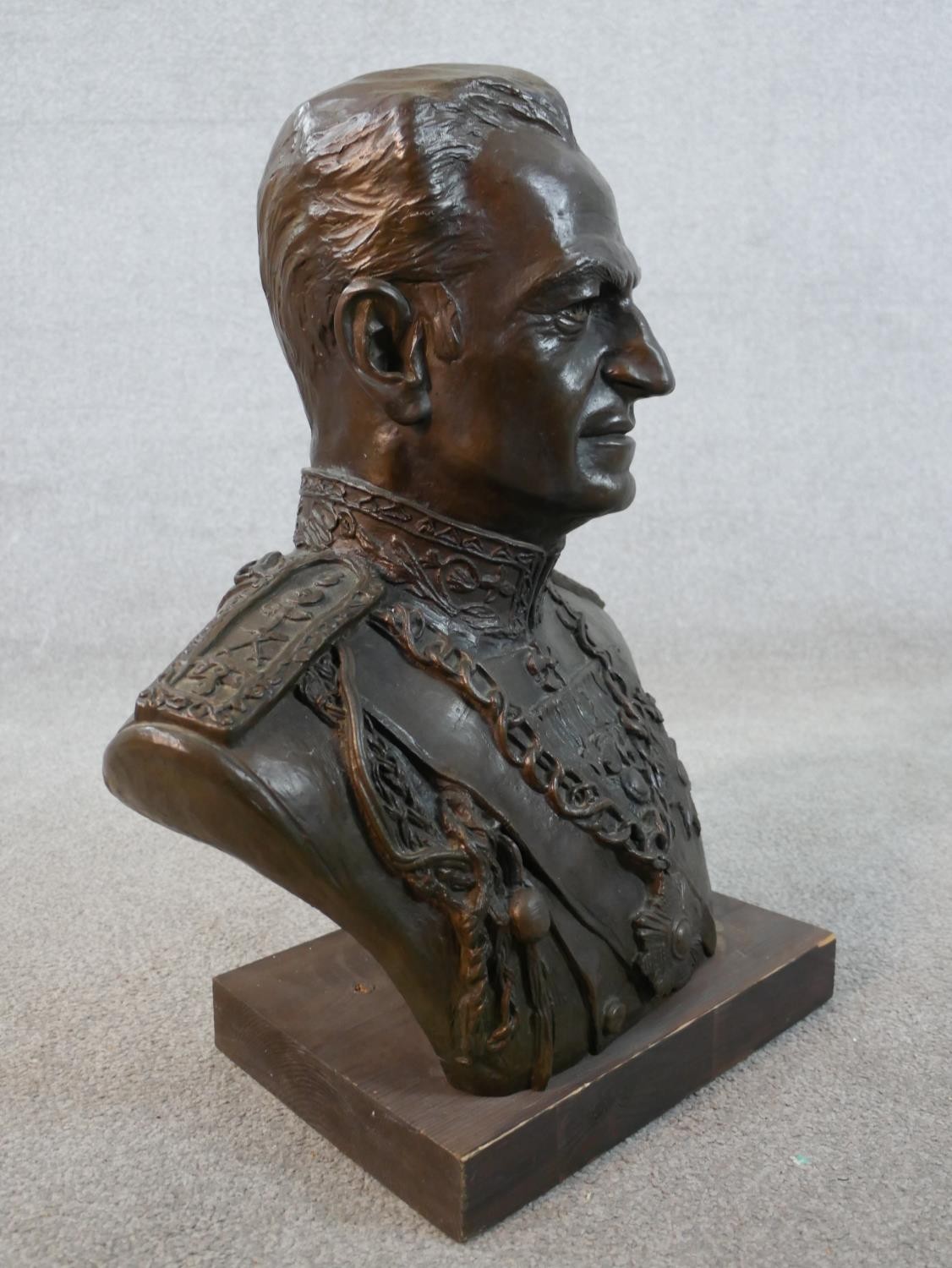 A cast bronze portrait bust of Persian Shah Mohammad Reza Pahlavi in military uniform, mounted on - Image 2 of 9