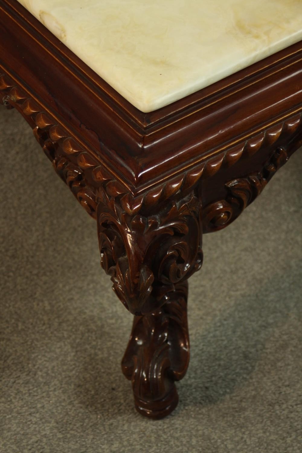 A pair of late 20th century carved hardwood low side tables, with a square onyx top and a - Image 6 of 6