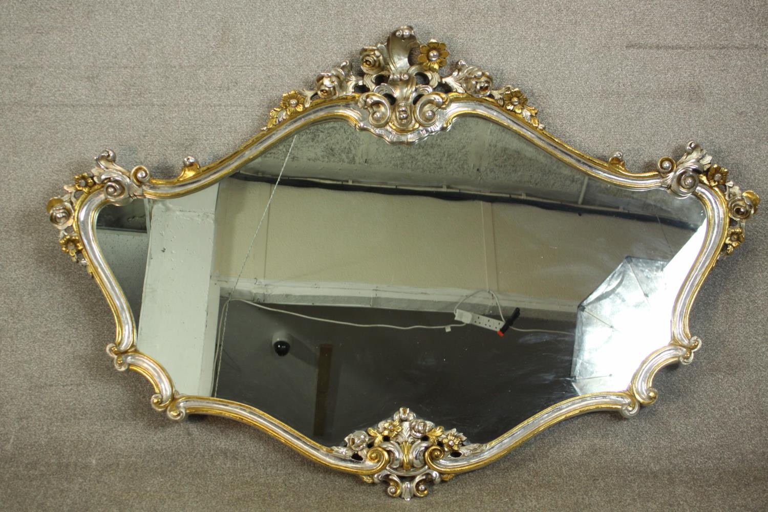 A contemporary Rococo style mirror, the silvered and parcel gilt carved wood frame with a - Image 7 of 8