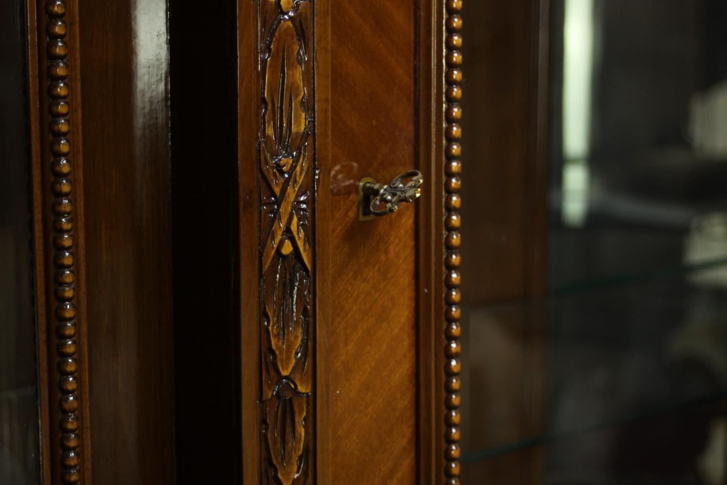 A late 20th century Louis XV style lacquered beech display cabinet, with a carved ribbon cresting - Image 10 of 13