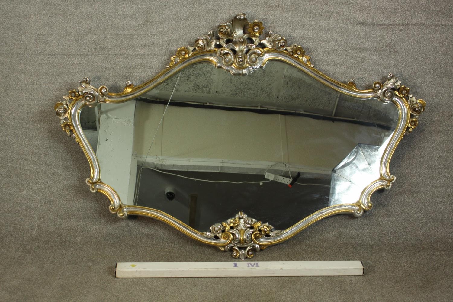 A contemporary Rococo style mirror, the silvered and parcel gilt carved wood frame with a - Image 2 of 8