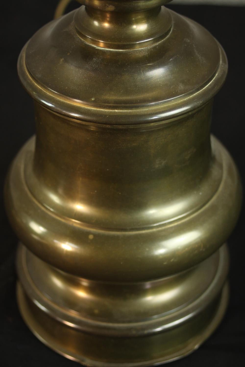 A Victorian brass geometric design gimbal candle stick turned table lamp along with a brass oil lamp - Image 10 of 14