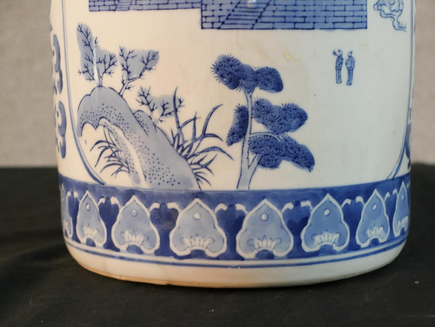 A late 20th century Chinese blue and white porcelain umbrella stand, of cylindrical form decorated - Image 4 of 8