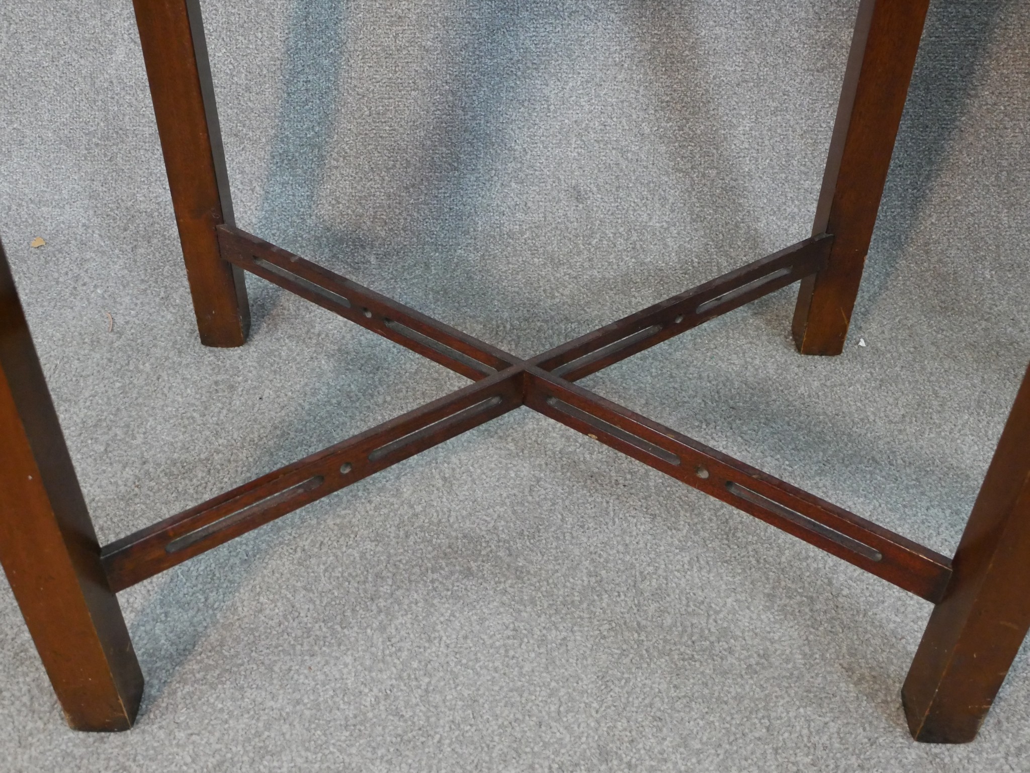 A pair of reporoduction mahogany lamp tables in Chippendale style, of rectangular form with a - Image 7 of 7