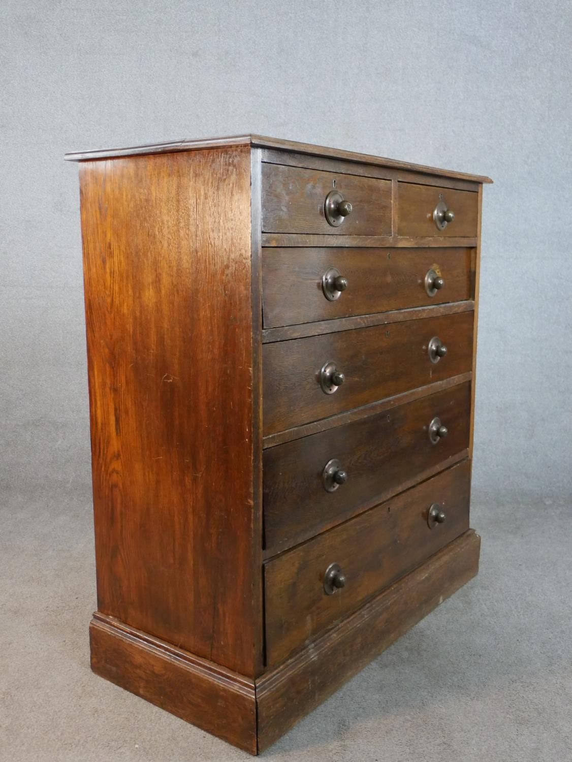 An Edwardian mahogany chest of two short over four graduating drawers, raised on plinth base. H. - Image 6 of 6