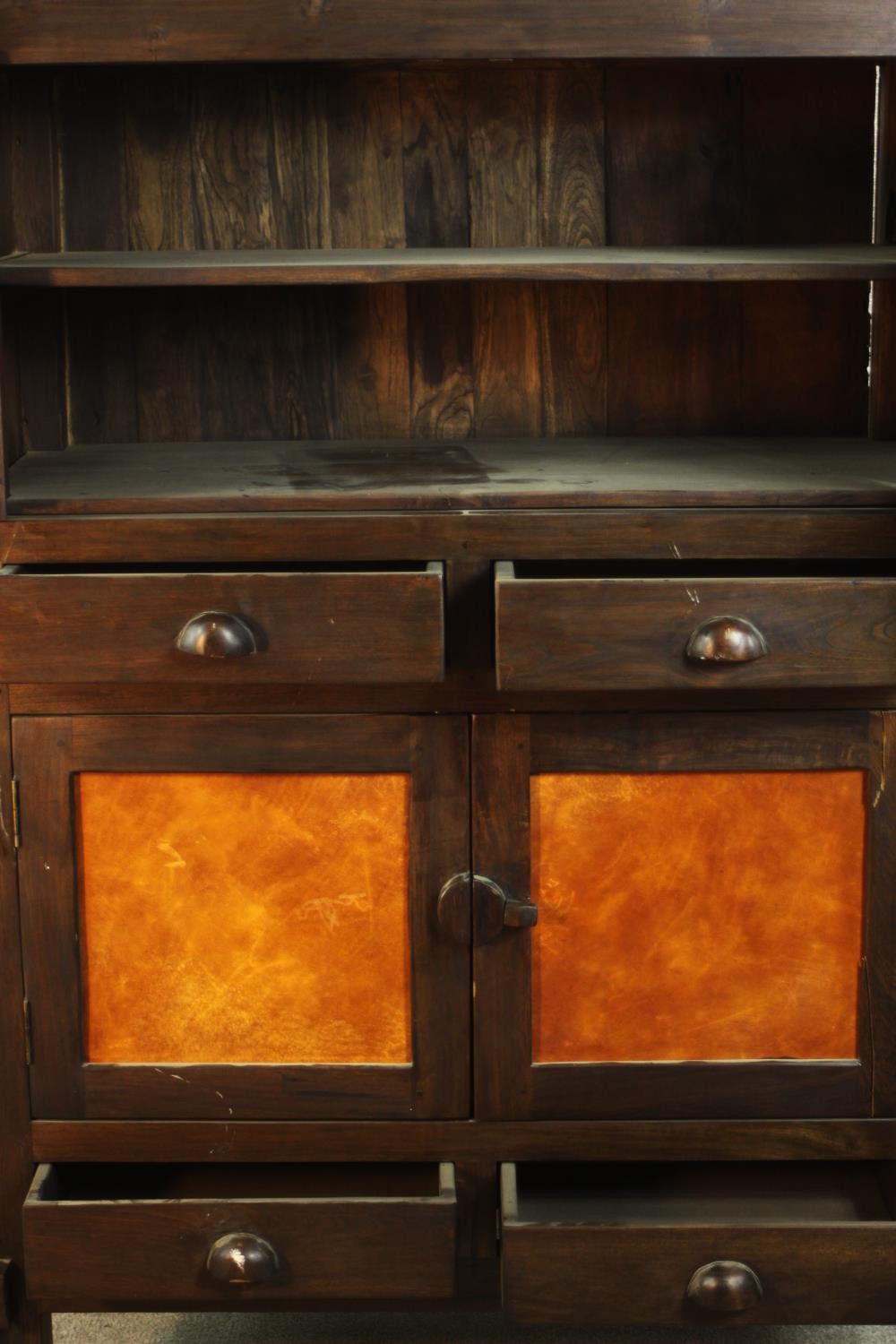 A contemporary Japanese inspired elm cabinet, with two cupboard doors enclosing a shelf over two - Image 5 of 12