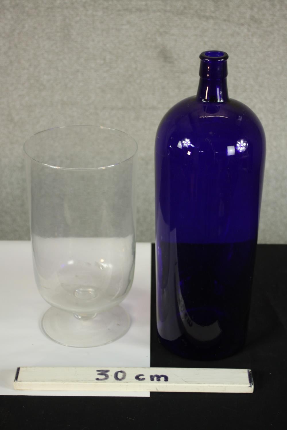 A large Bristol Blue glass apothecary bottle and clear glass storm lantern. H.40 Dia.13cm. (largest) - Image 2 of 6