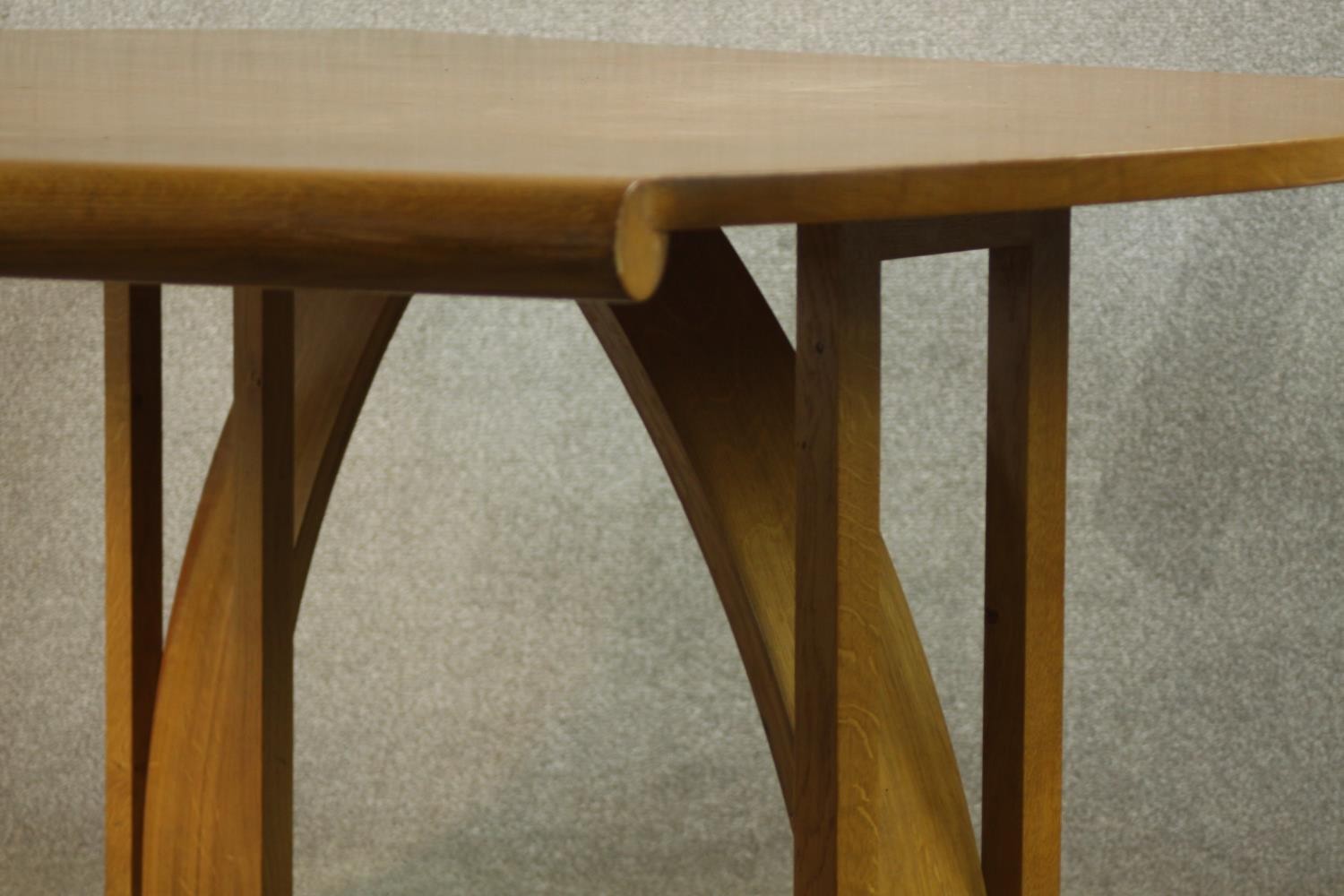 Attributed to Robert Williams (b.1942) for Pearl Dot, Islington, an oak dining table, circa 1980s, - Image 10 of 15