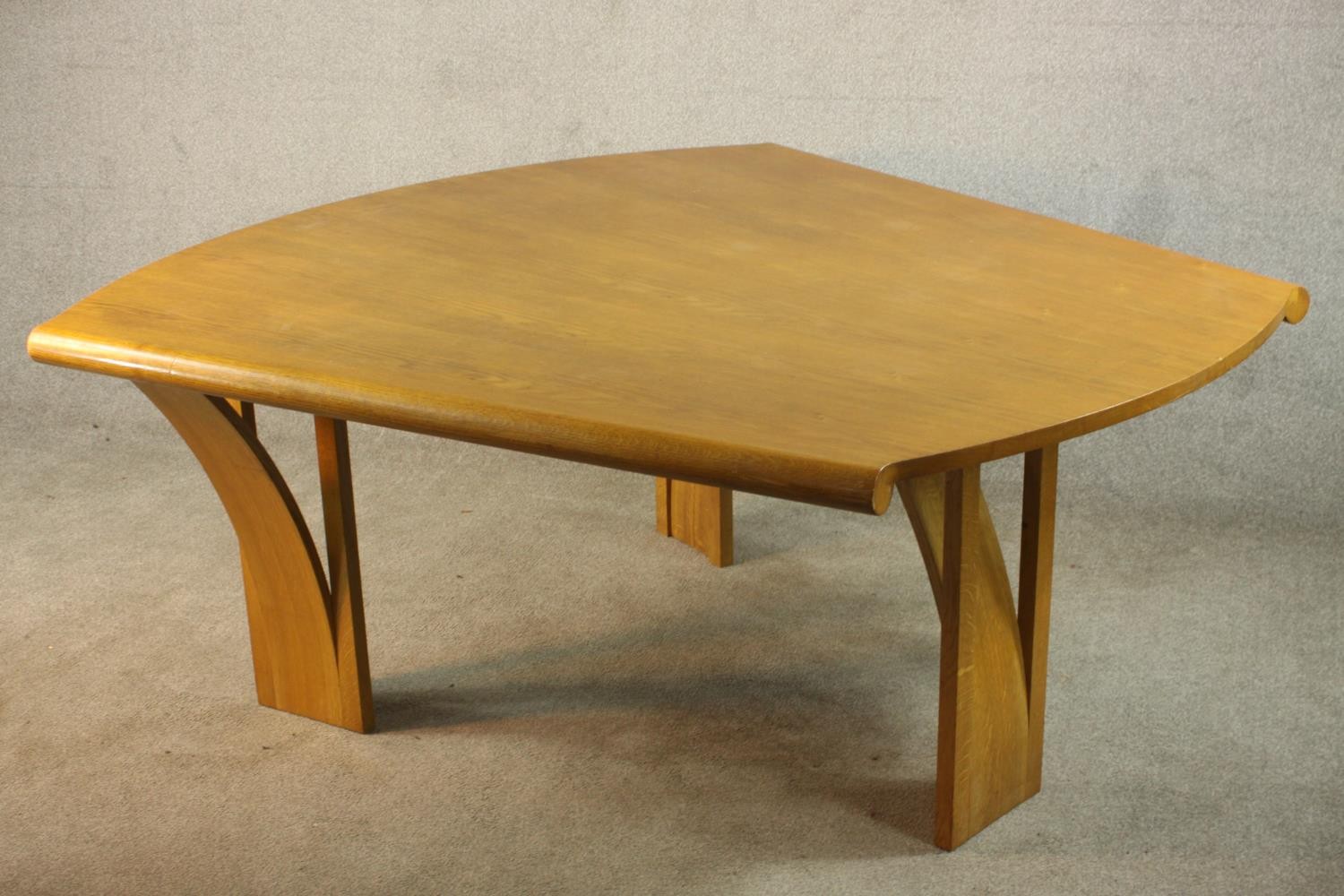 Attributed to Robert Williams (b.1942) for Pearl Dot, Islington, an oak dining table, circa 1980s, - Image 12 of 15