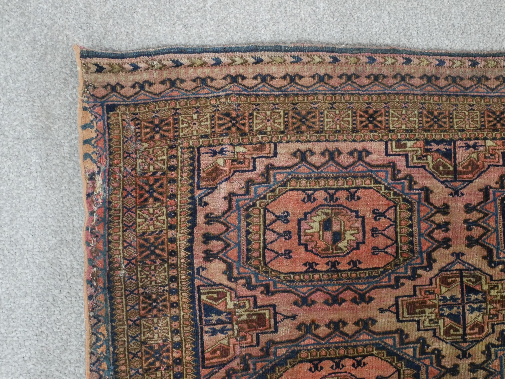 A Tekke Turkmen Juval rug woven with pink and brown fabric. L.73 W.130cm. - Image 4 of 5