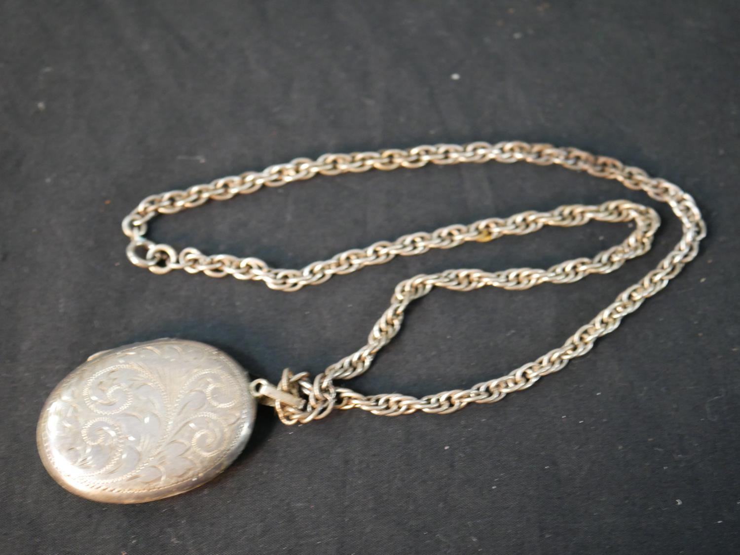 A collection of silver and jewellery, including a silver oval locket and chain, a silver, - Image 9 of 12