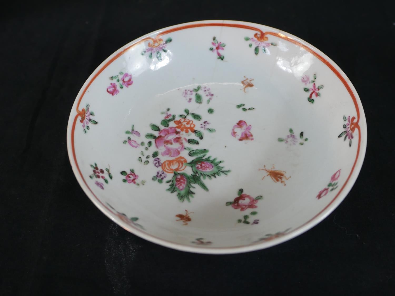 A collection of 19th century Chinese hand painted Famille Rose floral design tea bowls and saucers - Image 3 of 13