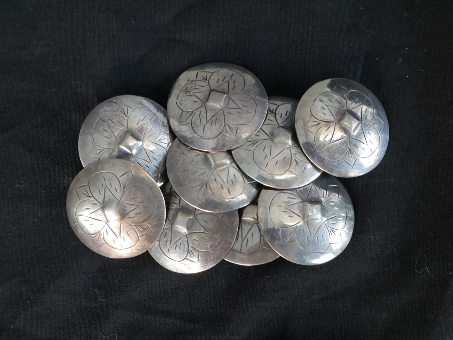 A large collection of fifty plus Danish, silver, white metal and pewter folk costume buttons, some - Image 6 of 12