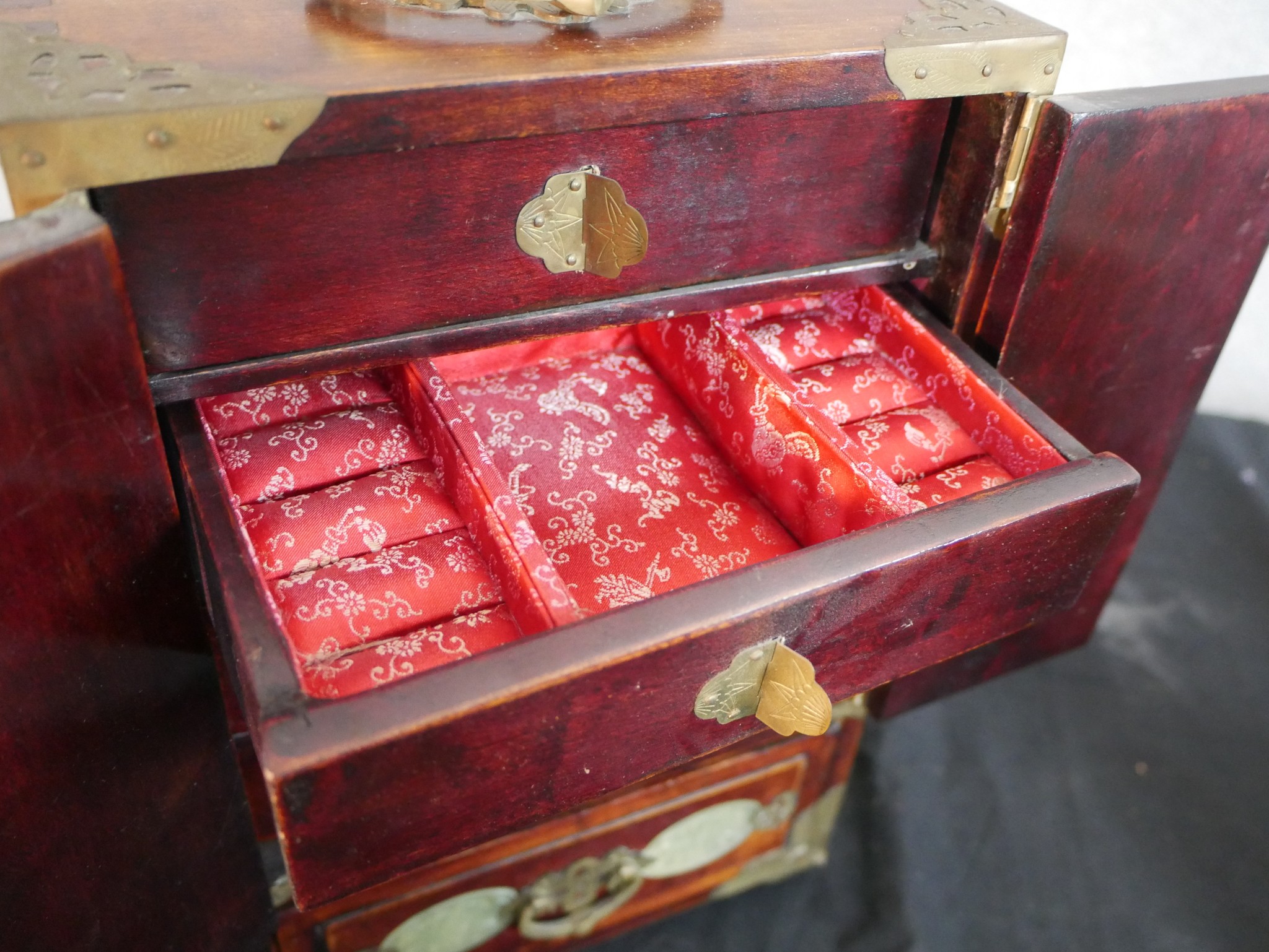 Three 20th century Chinese jewellery cabinets, with brass mounts and carved jade decoration, two - Image 11 of 21