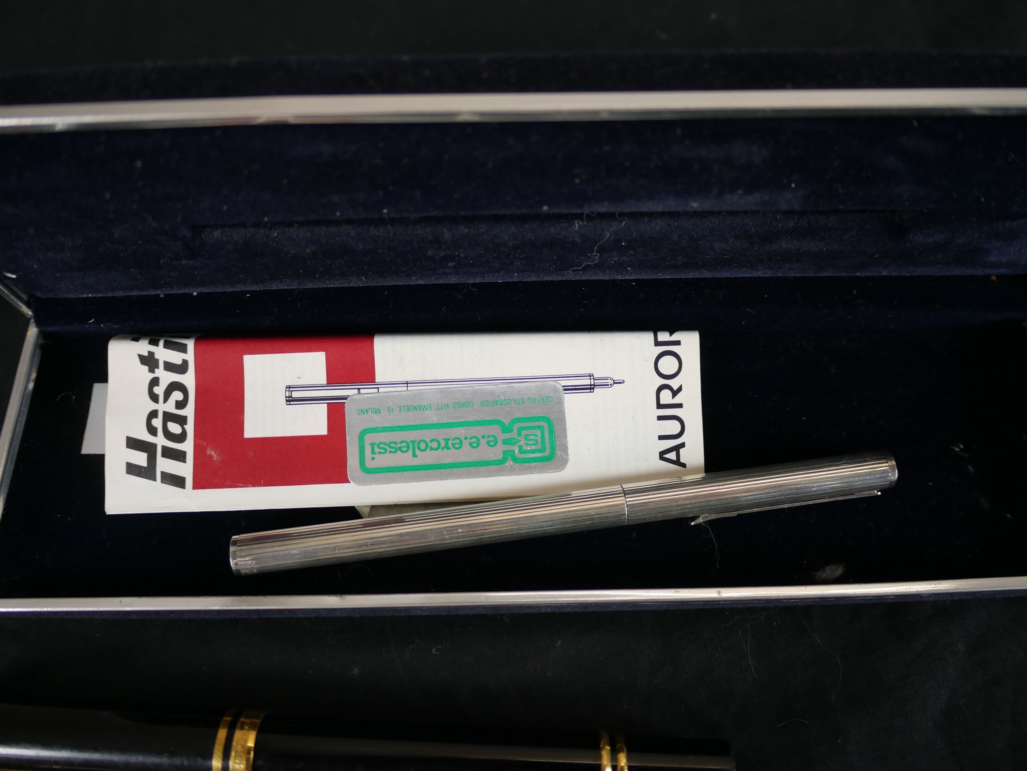 Approximately thirteen 20th century pens to include a engine turned silver Hasti rollerball pen, H.2 - Image 6 of 7