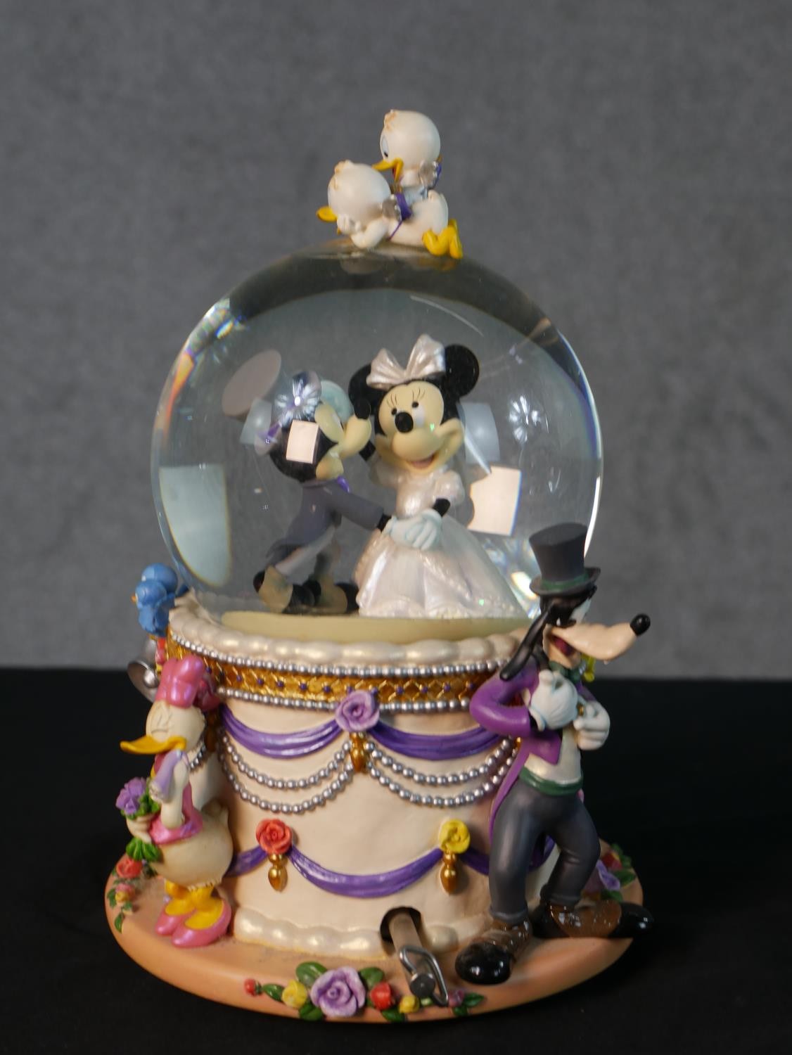 A pair of contemporary Mickey and Minnie Mouse Wedding March snow globes. H.22 Diam.15cm - Image 2 of 6