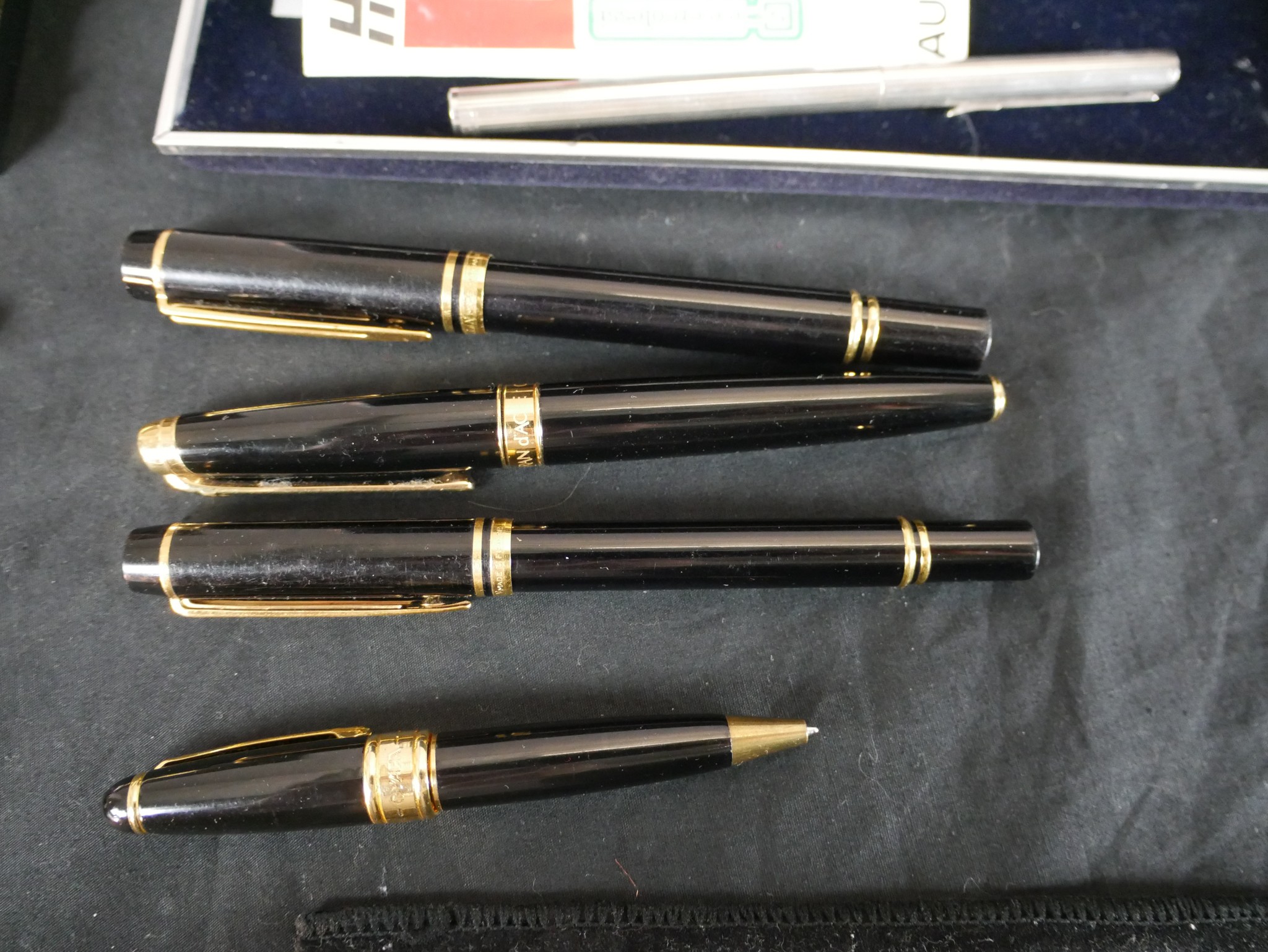 Approximately thirteen 20th century pens to include a engine turned silver Hasti rollerball pen, H.2 - Image 5 of 7