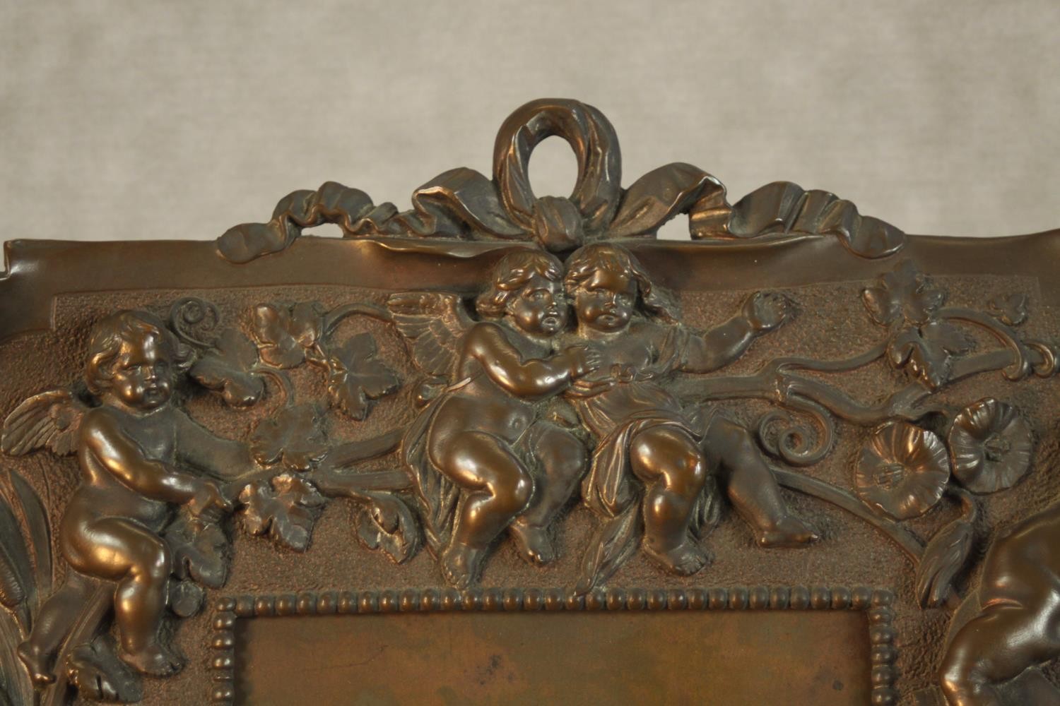 A late 19th/early 20th, possibly Italian cast bronze easel picture frame, with fiigural and putti - Image 4 of 10