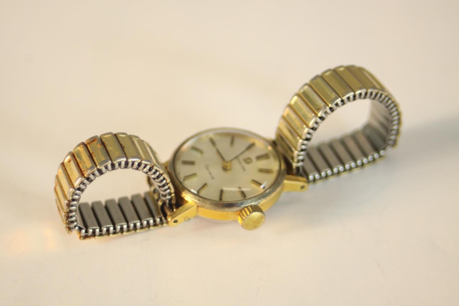 A ladies gold plated Omega Geneve automatic wrist watch with baton numerals and applied hands on - Image 3 of 11