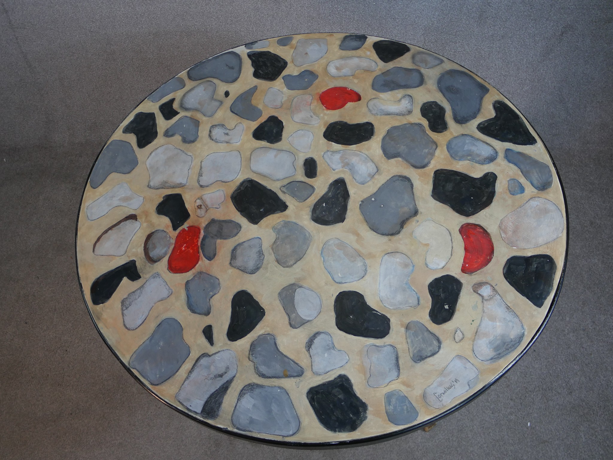 A 20th century circular table, with painted mosaic effect top raised on turned central pine column - Image 2 of 4