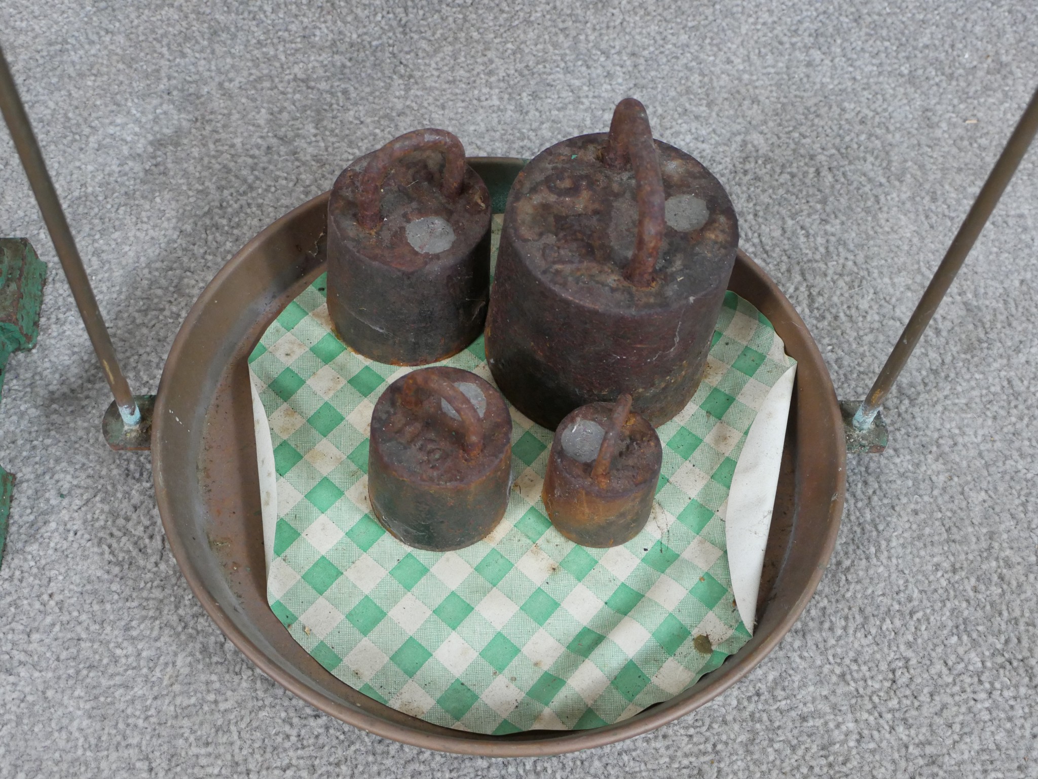 A set of early/mid 20th century painted cast iron balance scales complete with weights. H.96 W.89 - Image 5 of 6